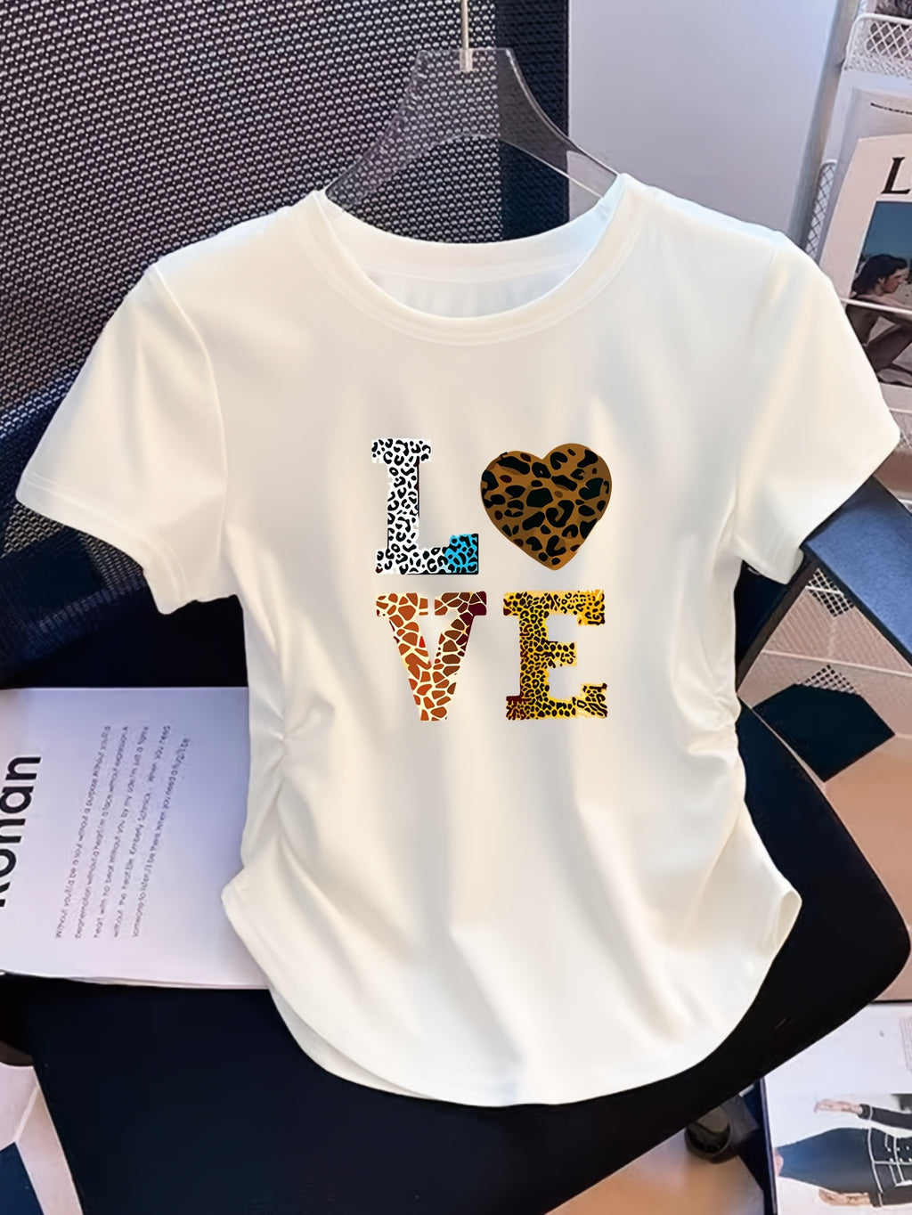 Newly Revised Women'S Waist Up Contraction Shows a Slim Figure, Elastic And Very Suitable for Casual Women'S Modern Fashion Tops, Comfortable Printed T-Shirts - White