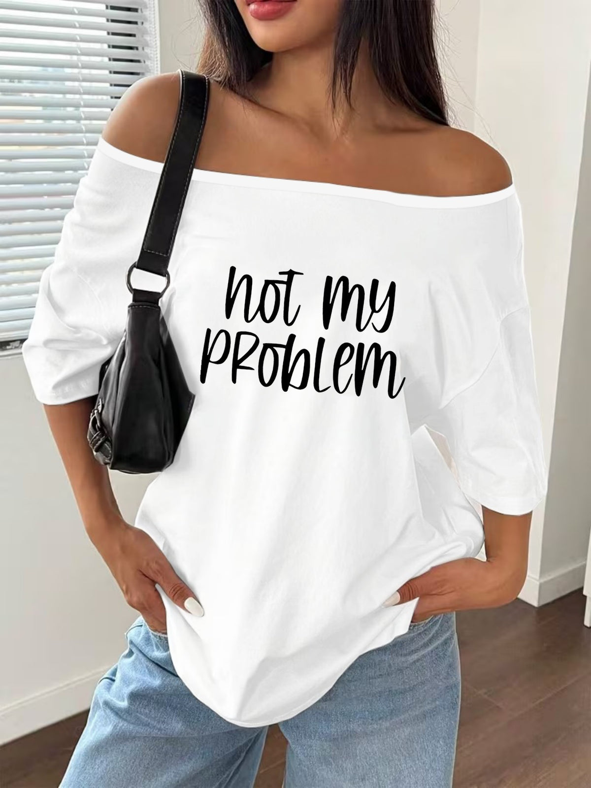 Women's Off-Shoulder Short Sleeve T-Shirt - Breathable Stretch Fabric Oversized Loose Fit Top with Off-Shoulder Neckline & Lettering Print, Soft Suitable for Spring Summer Beachwear, Casual Blouse for Layering - White
