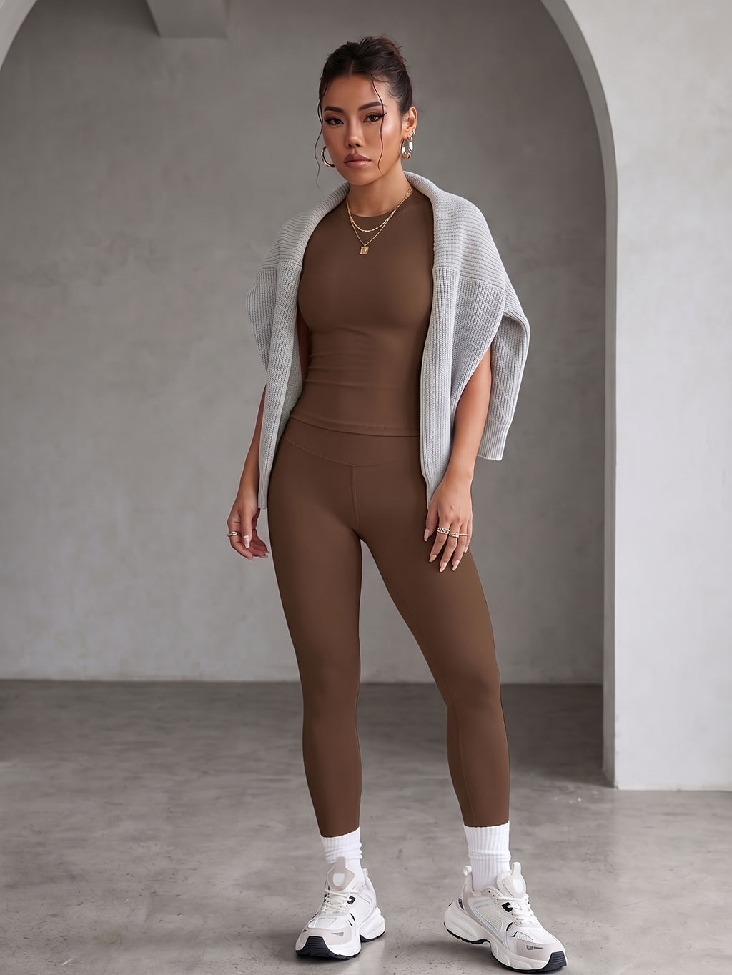 Round Neck Short Sleeve High-Waist Butt-Lifting Pants Set, Stretchy Nude-Feel Skin-Friendly 2pcs Set, Quick-Drying Breathable Wear, Tummy Control Peach Butt Training Outfit, Versatile Wearable Outer Casual Swear. 4-Way Stretch with Zero Restriction - Coffee Color