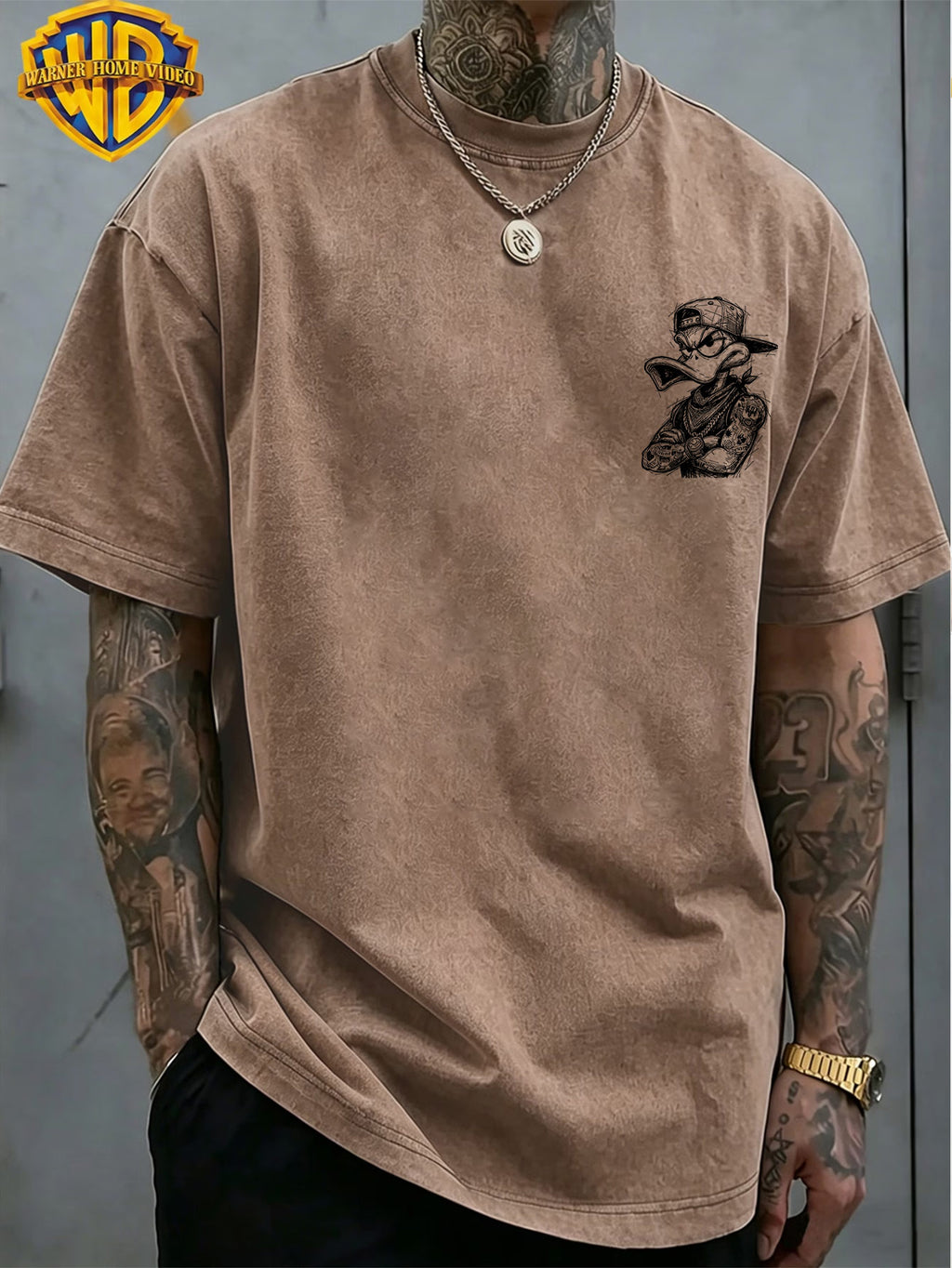 Warner Exclusive Licensing, Printed Design Men'S Summer Loose Round-Neck Commuter Short Sleeve T-Shirt, Suitable for Summer Wear, Ideal for Outdoor Activities, Fitness, Parties, Holidays, Office Wear, And Daily Outfits, Casual Washed T-Shirt - Coffee Brown