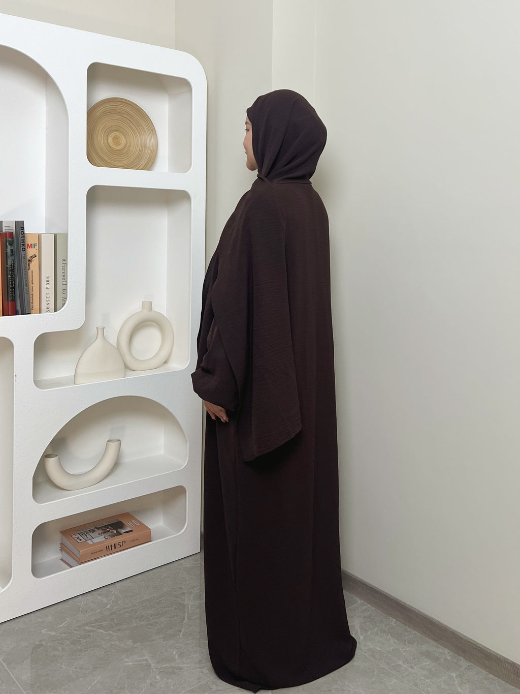 IRONFREE Elegant Crepe Hooded Abaya Hijab with Attached Scarf & Pockets - Modest Long Sleeve Full Coverage Prayer Dress, Machine Washable Medium Stretch Solid Color All-Season Traditional Muslim Women's Clothing, Muslim Clothes, Modest Apparel, Medium - Reddish Brown