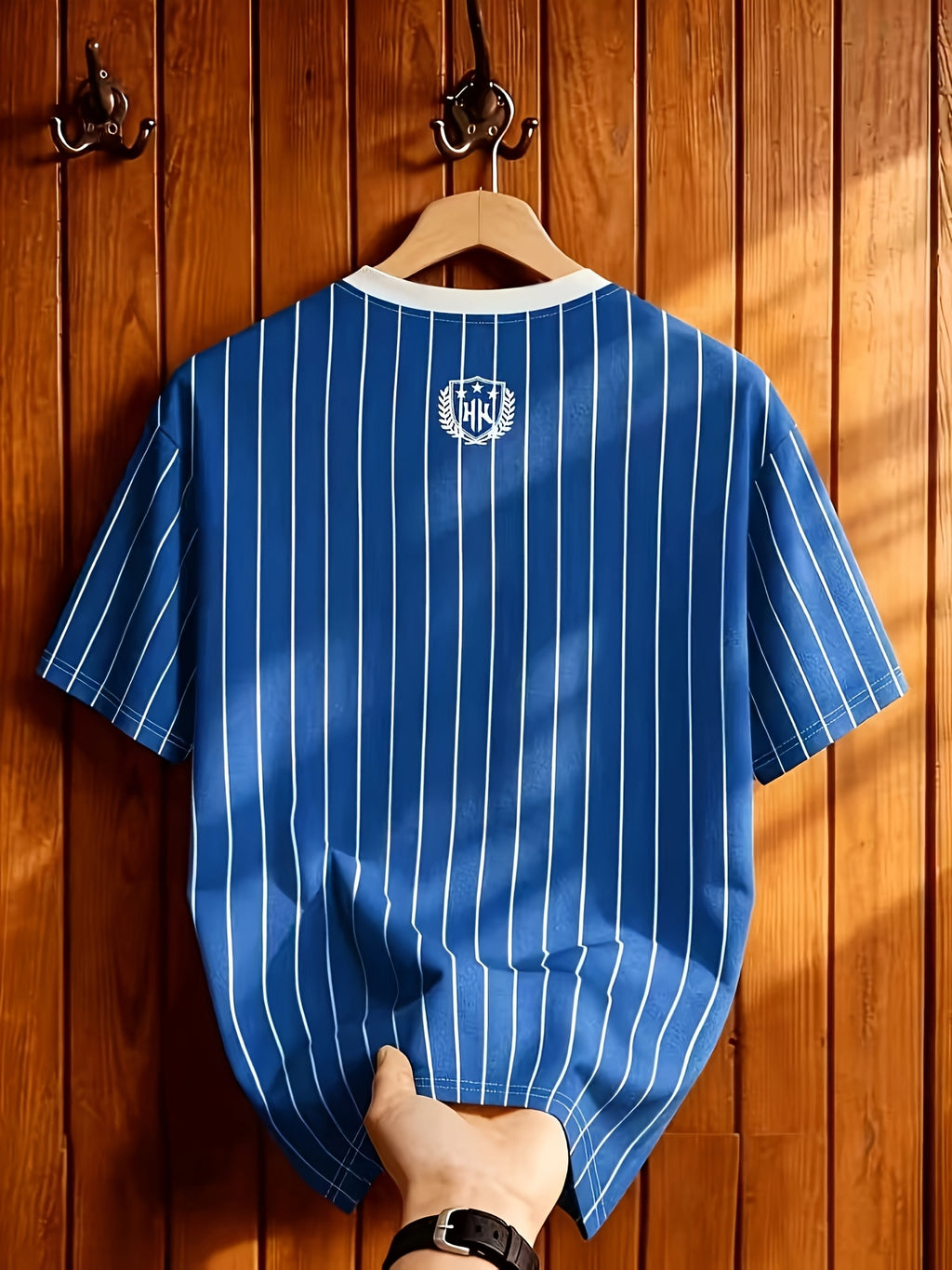 Men's Summer Casual Striped T-Shirt with Contrast Shoulder Stripes & Wheat Ear Shield Print - Breathable Crew Neck Short Sleeve Top, Suitable for Warm Weather, Machine Washable.com-compatible - Royal Blue