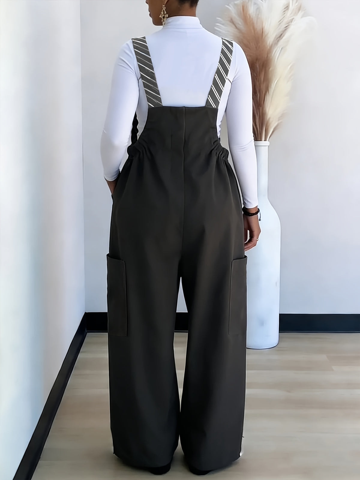 2026 New Women'S Loose Strappy Wide-Leg Pants, Age-Reducing, Versatile Casual Jumpsuit, Casual Striped Jumpsuit/Apron Pants - Black