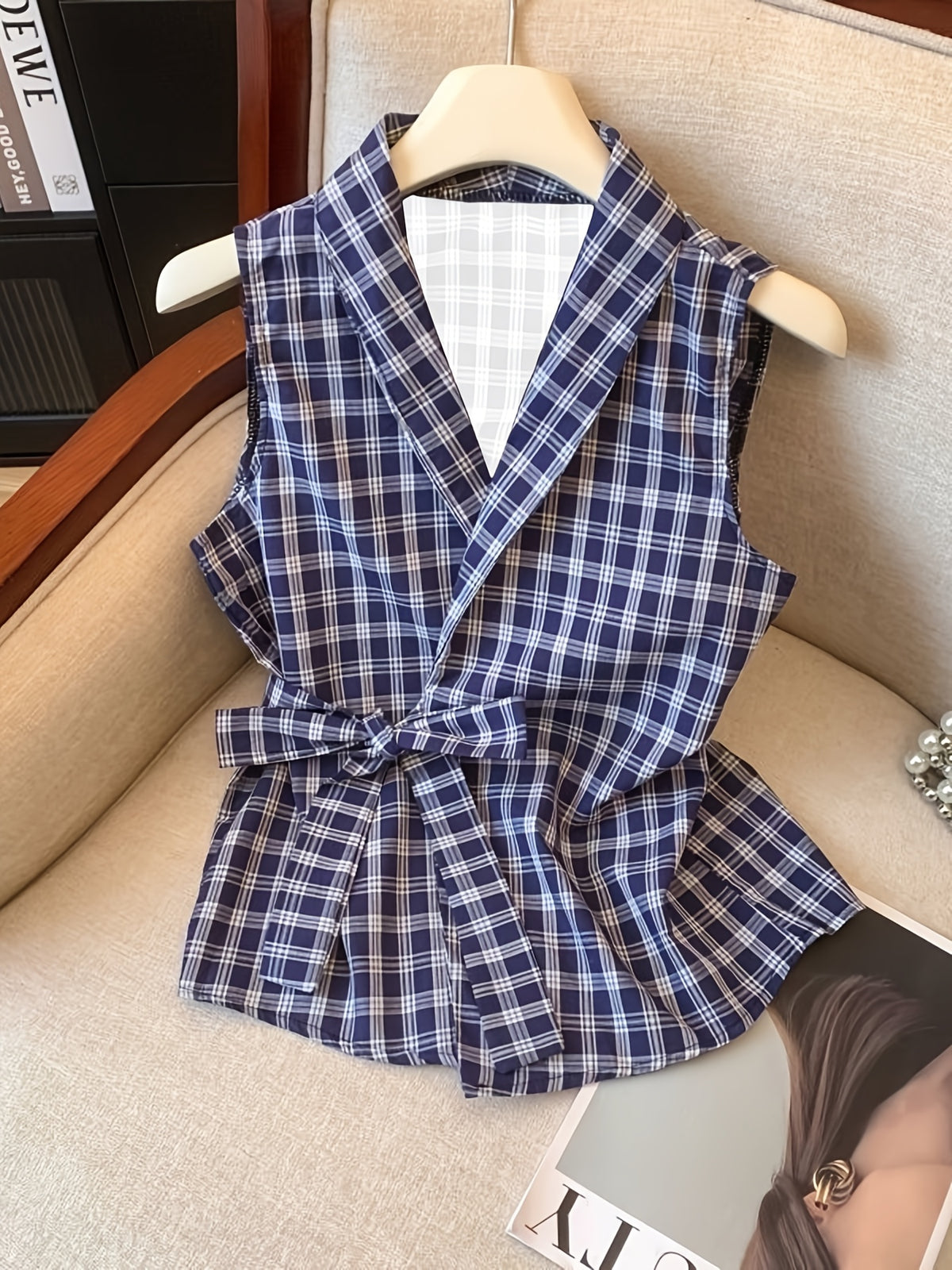 Plaid Lace-up Waist-cinching Outer Vest Shirt with a Design Sense - Blue