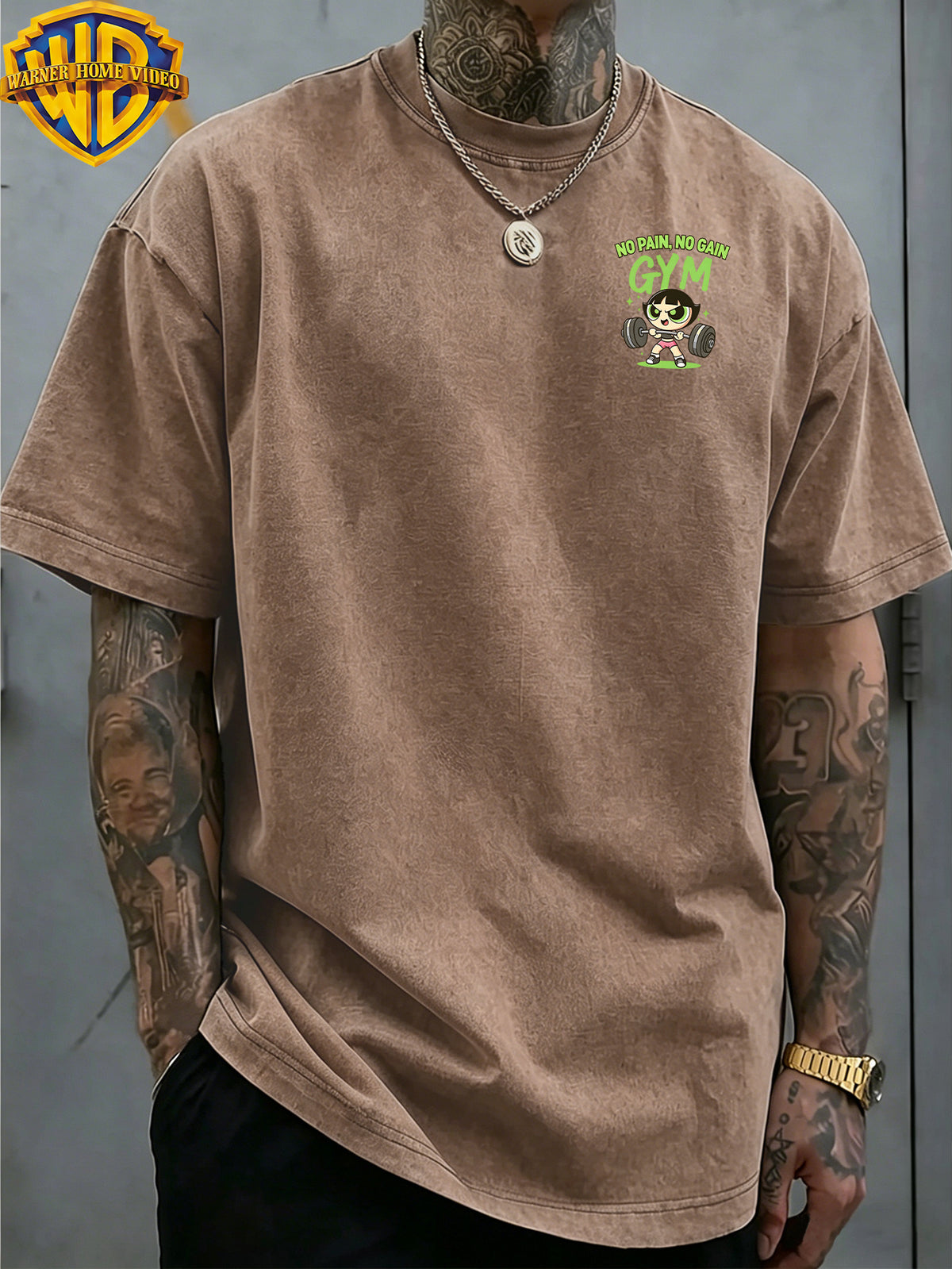 Warner Bros. Officially Authorizes Iron Fitness Slogan Printed Retro Washed Outdated Short Sleeve T-shirt for Men and Women, Machine Washable Daily Commuter Outdoor Sports and Leisure Top - Coffee Color