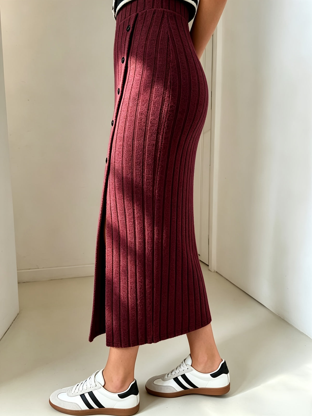 Spring And Autumn Season Women'S New Casual High-Waist Ribbed Button-Detail Slit Half-Skirt - Mixed Color 2