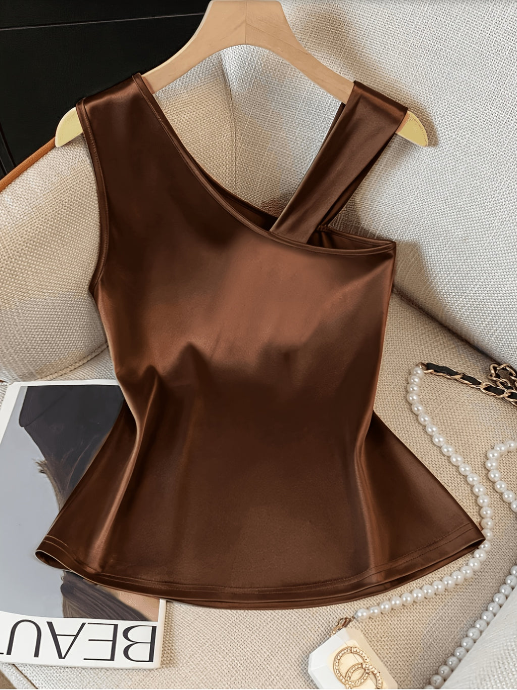 Women'S Elegant Asymmetrical Shoulder Textured Fabric Rose Floral Decoration Button Niche Design Vest Top - Coffee Brown