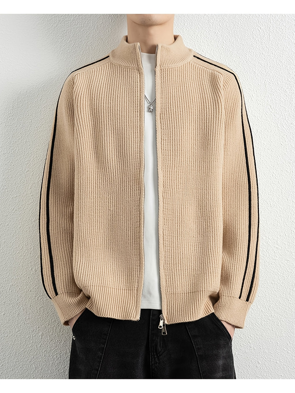 [Wading Whale OBM] Spring/Autumn New Men'S Knit Cardigan, Old Money Style Color-Block Striped Zipper Front Stand Collar Cardigan for Men, Business Casual Fashion Knitwear, Suitable for Spring, Autumn, Winter Layering Or Outerwear, Fits Daily Casual - Khaki