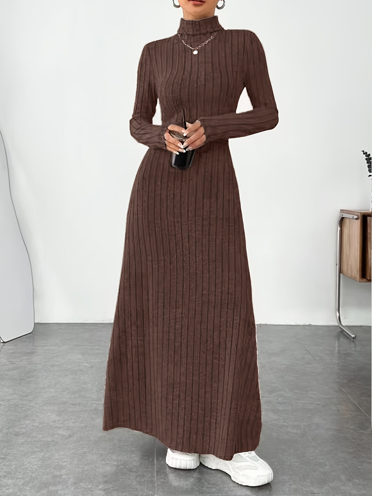 Autumn And Winter Women'S Directional High-Neck Ribbed Long Dress - Vintage Warmth, Body-Hugging And, Effortlessly Creating an Elegant And Relaxed Style for European And American Autumn And Winter - Coffee Brown