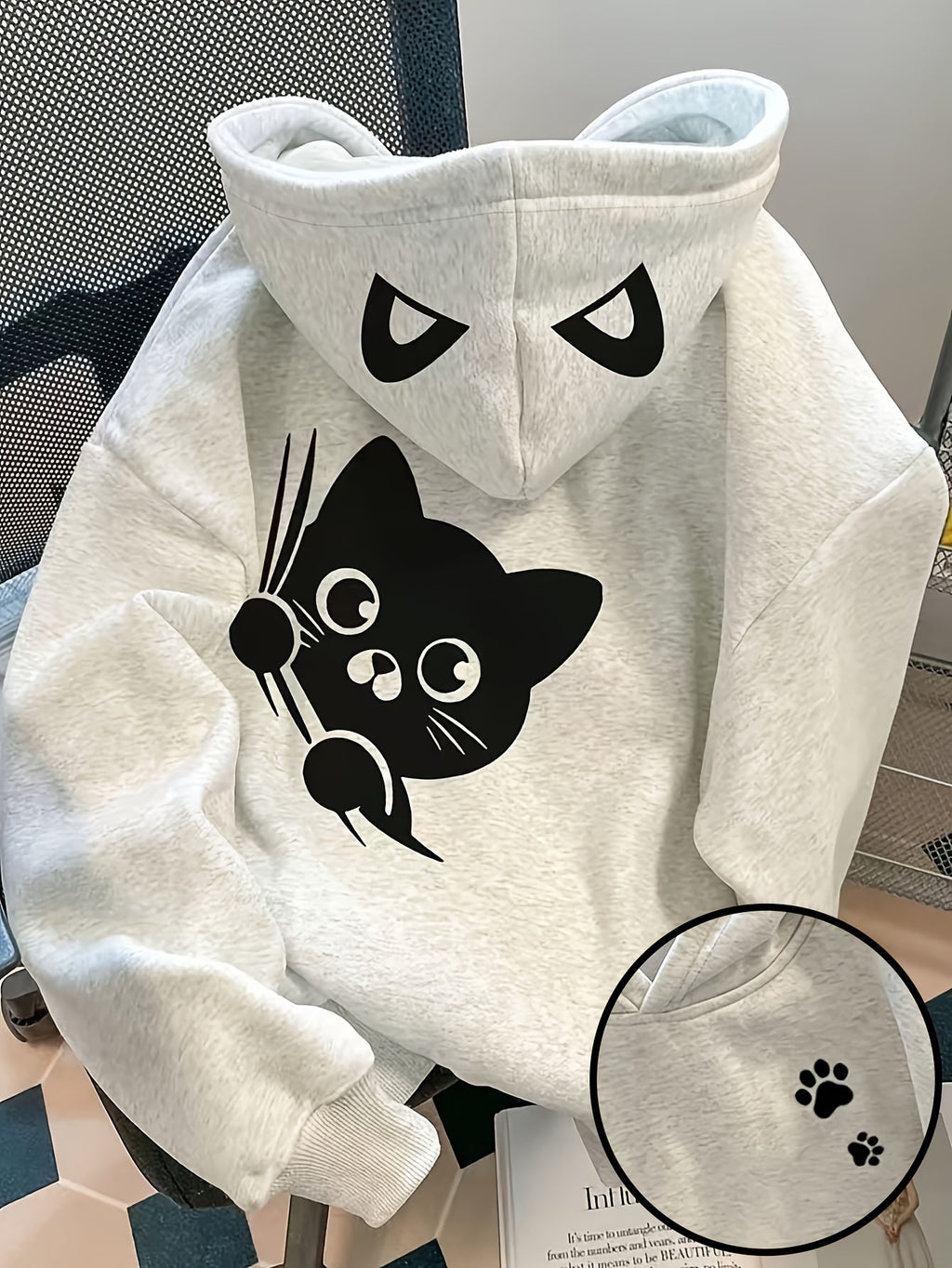 Western Ins All-Match 1pc Trendy Women'S Fashion Hoodie Loose Autumn Winter Top/Top New Creative Cartoon Style Pointed Eye-Shaped Pattern on Back of Shirt with Peeking Kitten Image Style Cute with a Little Rebellion Full of Playfulness And Multi-Pri - White Flower Grey