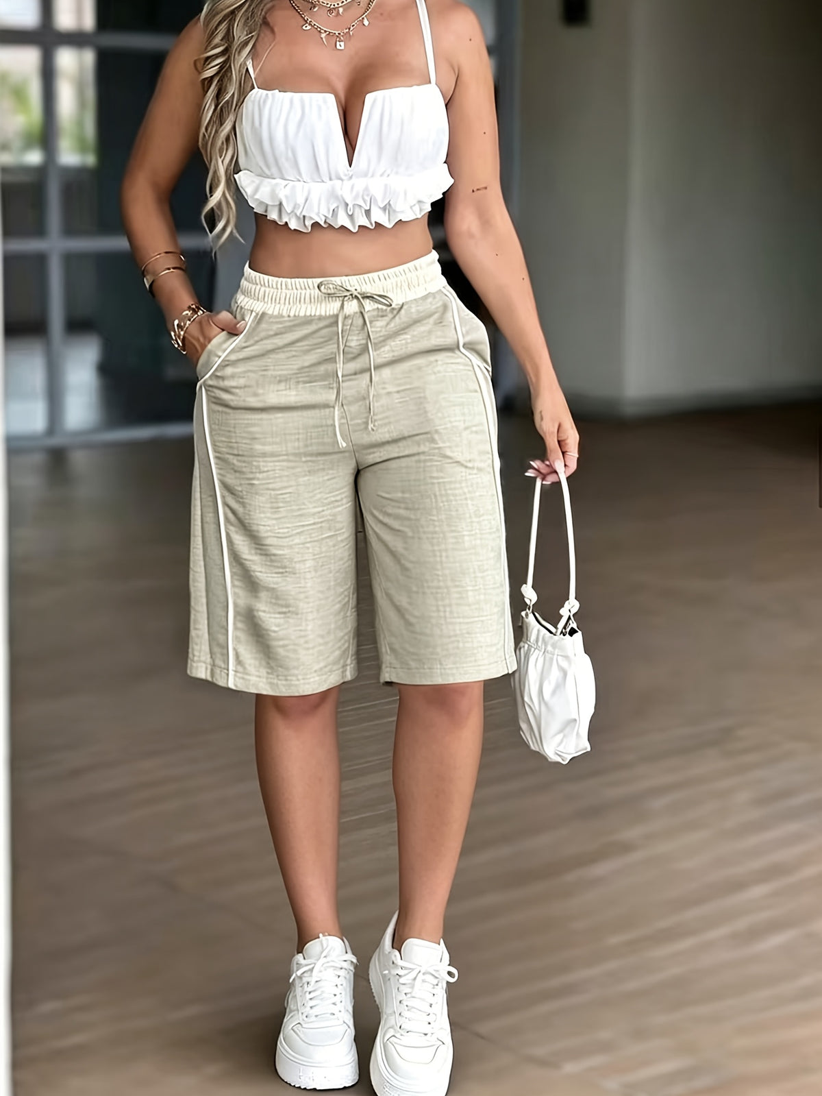 Women's Fashion Casual Pants - Color Block Patchwork High-Waist Straight-Leg Cropped Shorts - Apricot