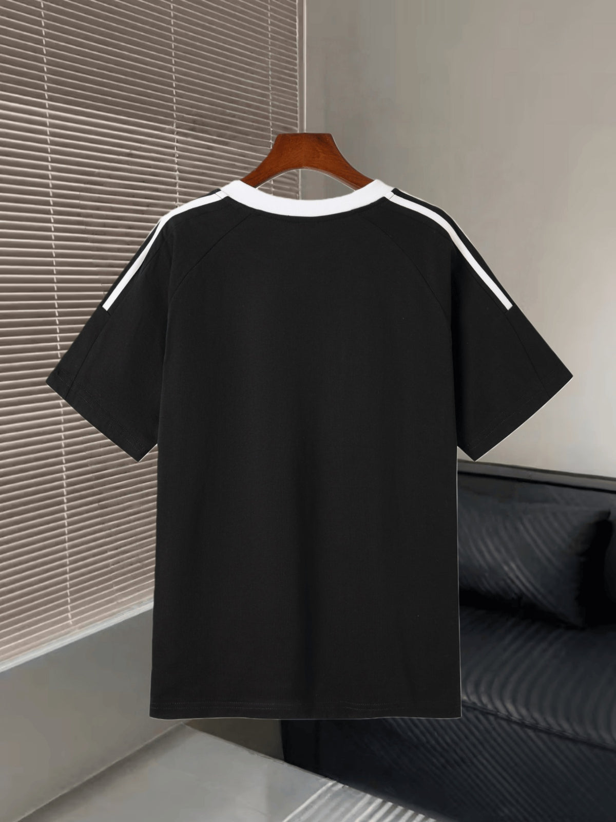 100% Cotton 220g Unisex T-shirt, Classic Fashion Stripe and Color-block Design, Comfortable and Versatile Casual Top for Daily Wear, Couples, and Sports - Black