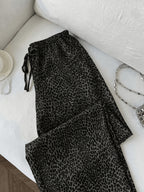 Retro Fashion Leopard Print Wide-leg Pants, Elastic Waistband, Suitable for Vacation, Shopping, Dates, Parties, Daily Casual Wear, All-season Style, Versatile Style. - Black