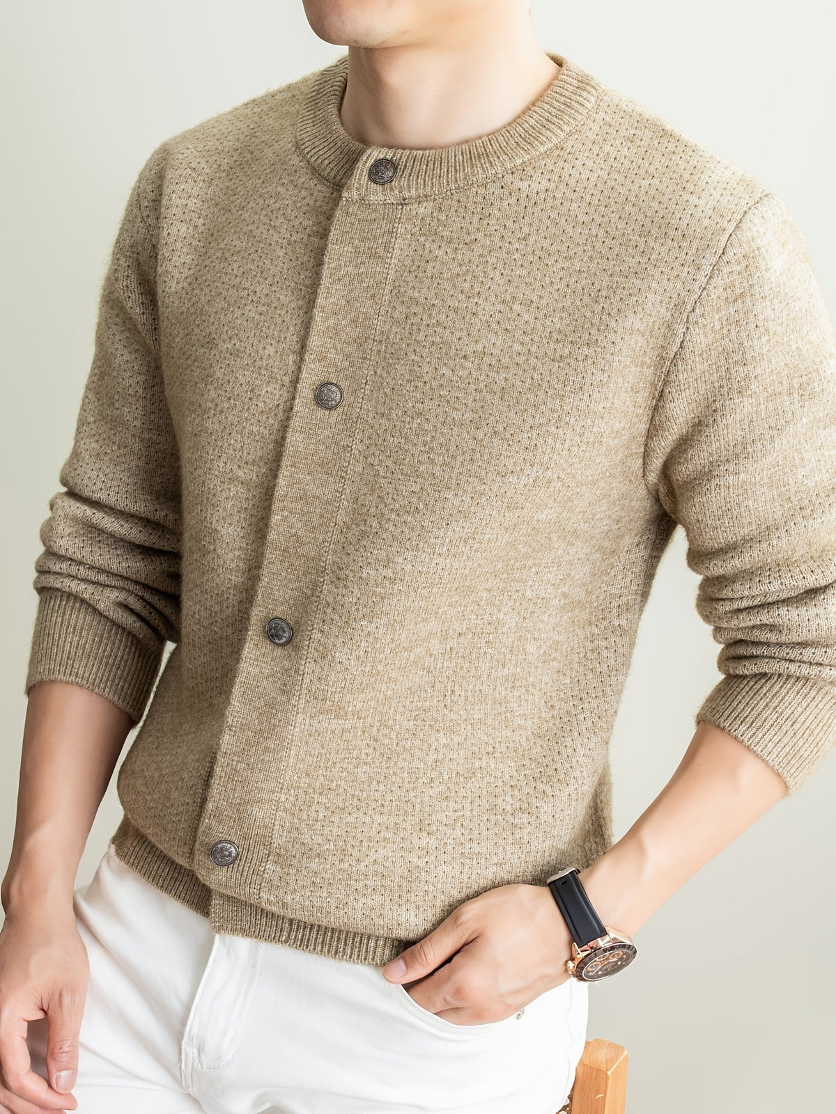 [Wading Whale OBM] 1pc Autumn Winter New Men'S Knit Cardigan, Old Money Style Textured Solid Color Round Neck Open Front Single Button Long Sleeve Sweater Base Layer Top, Men'S Casual Fashion, Suitable for Autumn And Winter Wear, Fits Daily Commute - Khaki