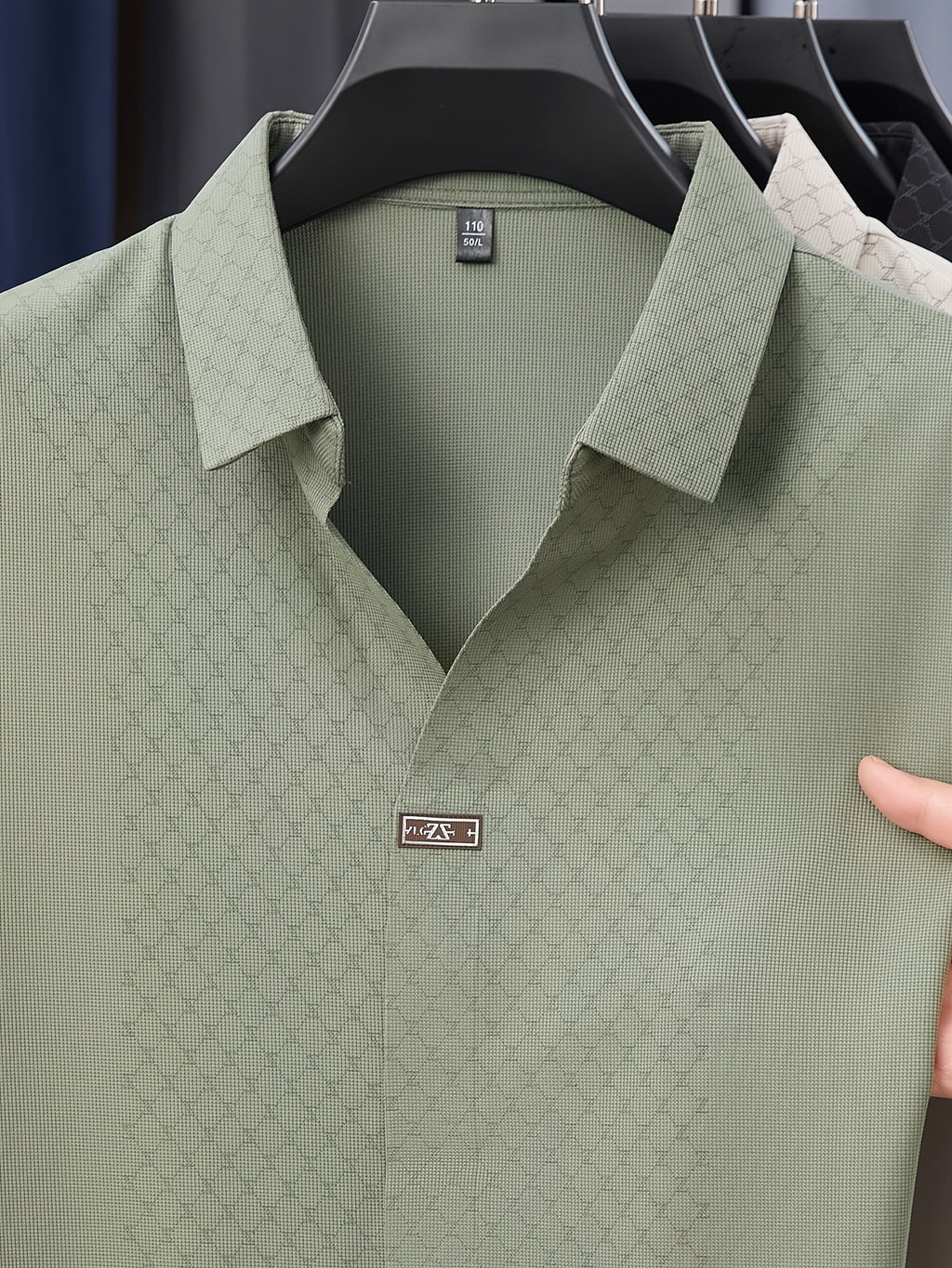 Men's Ice-Feel Seamless Polo Shirt, V-Neck Short-Sleeve Breathable T-Shirt, Summer Men's Business Casual Top, Men's Versatile Commuter T-Shirt, Lapel Basic Fit Top, Sporty Casual Versatile - Green