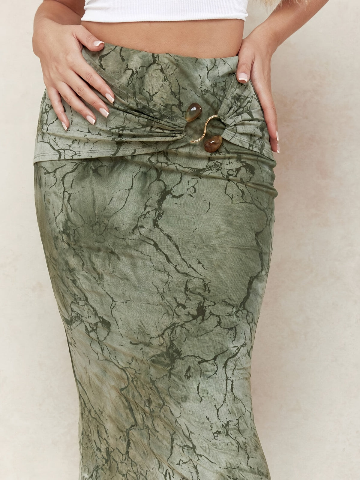 Elegant Marble Print Maxi Skirt with Metal Button Detail & Ruched Waist - Flared Hem Ultra-Long Length, Machine Washable for Spring Summer Fall, Cute Skirts, Seasonal Fashion, Nontransparent Fabric - Mixed colors