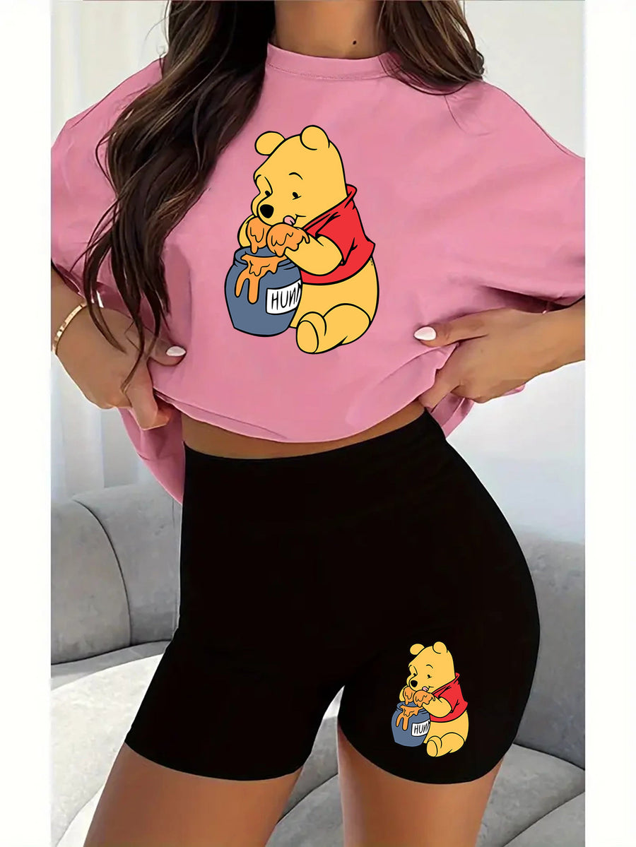 Women'S Disney-Themed T-Shirt Set Featuring a Casual Round Neck And Short Sleeves with a Winnie The Pooh Print, Perfect for Everyday Wear Or As a Gift. Ideal for Daily Outfits, Trendy Casual Wear - Pink