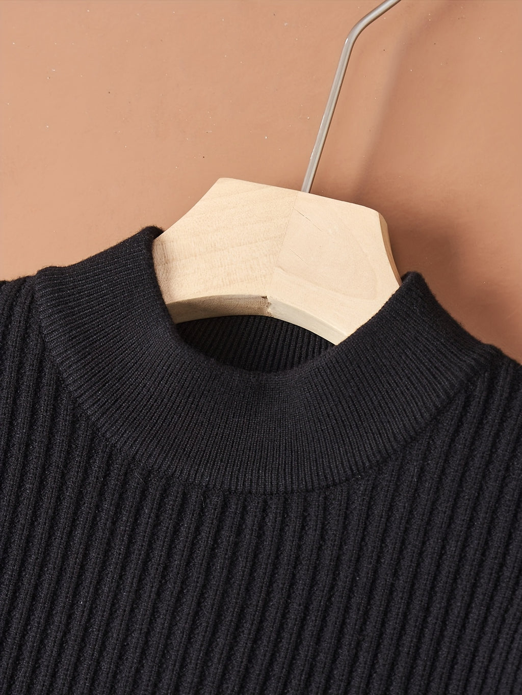 Tehan Men's Semi-High Neck Short Sleeve Knit Sweater, Thick Warm Half-Sleeve Knit Sweater for Spring, Autumn, and Winter, Can Be Worn Alone or as a Base Layer, Soft High-Quality Fabric for Skin-Friendly Wear, Heavy Craftsmanship with 3D Embossed - Black