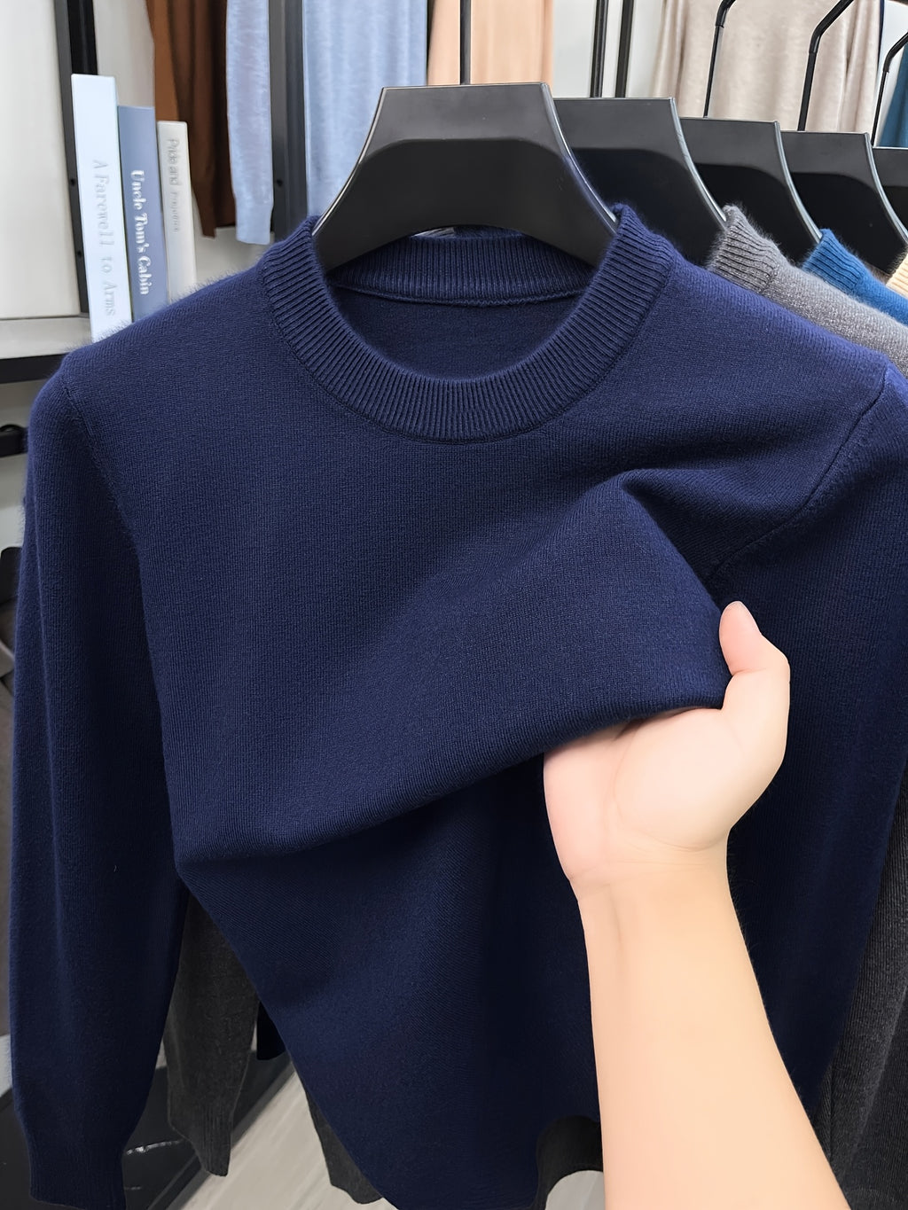 [Wading Whale OBM] 1pc Spring/Autumn New Men'S Knit Pullover Sweater, Old Money Style Solid Color Striped Round Neck Long Sleeve Knit Pullover for Men, Business Casual Fashion Striped Sweater, Suitable for Spring, Autumn - Navy Color