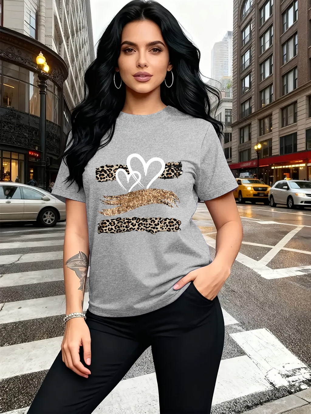 Leopard Print Heart Glitter-themed Pattern Print, Fashionable Breathable T-shirt, for Family Travel,, Casual S, Daily Commutes, Matching Outfits for Sisters, Versatile T-shirt 30057 - Light Grey