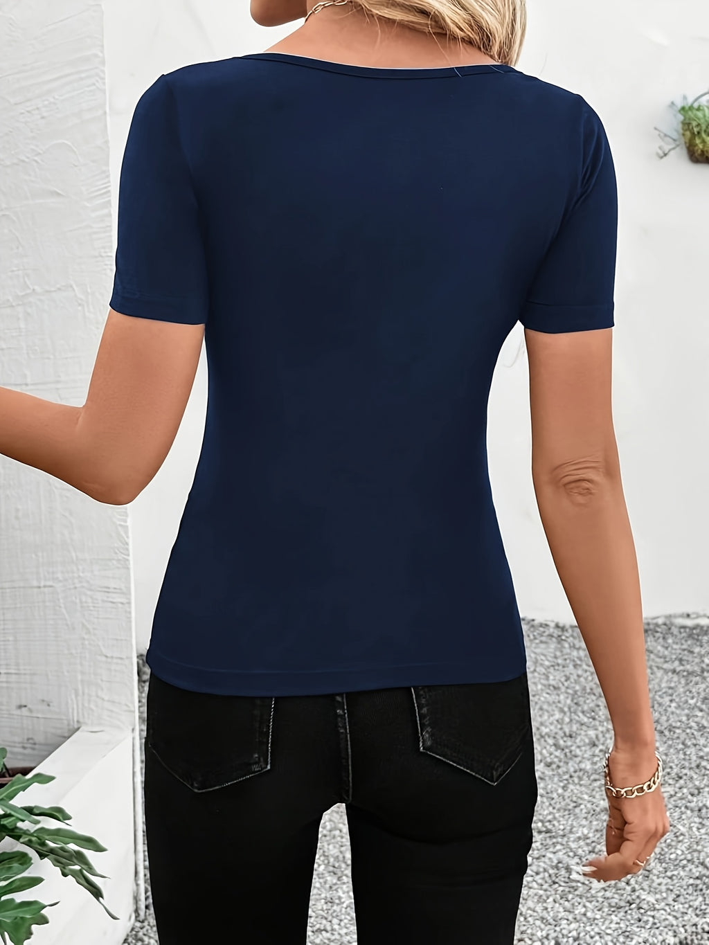 Women's Summer Shell Trim T-Shirt V-Neck Short Sleeve Fitted Sexy Top - Navy Color