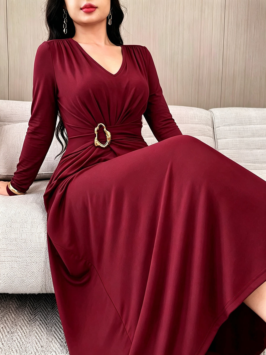 New Autumn Long Sleeve Middle Eastern Style Slim-Fit Sleeveless Waist-Cinching Dress with Metal Buckle Decoration, Long French-Style Light Luxury Commuting and Banquet Dress for Women - Burgundy