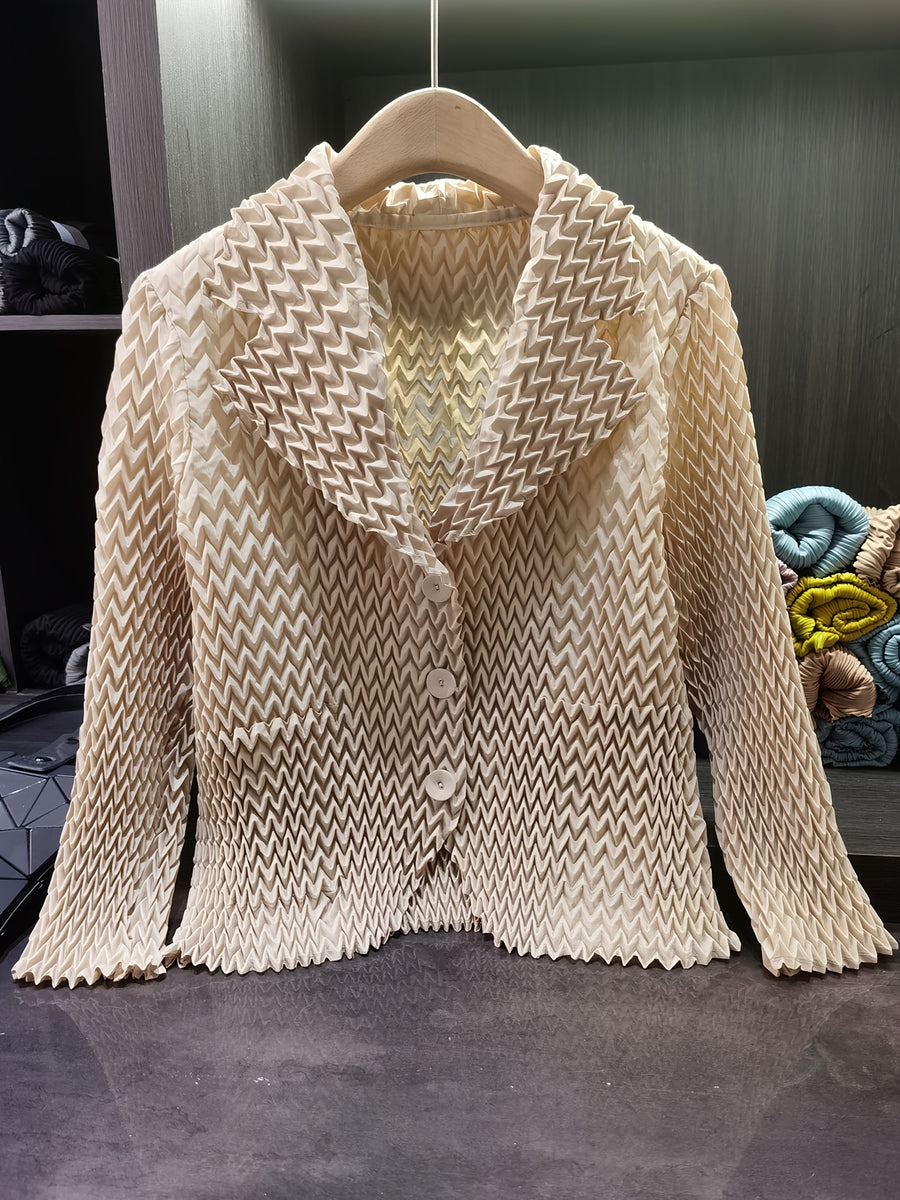 Women's Chevron Pleated Lapel Long Sleeve Cardigan, Oversized Lapel Single Breasted Buttons High Elastic Loose Versatile Commuter Pleated Jacket - Apricot