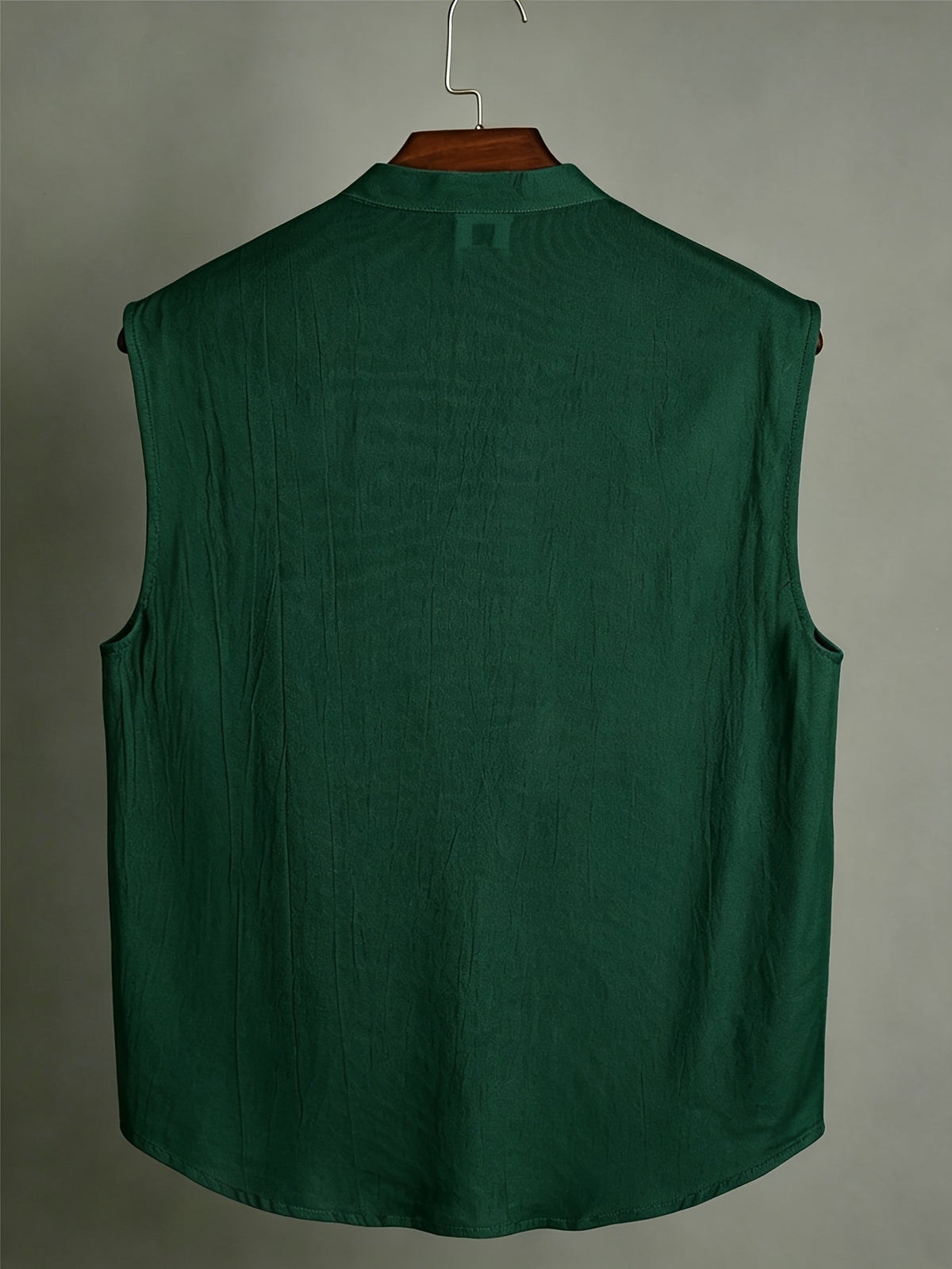 Summer Vacation Style 100% Men'S Sleeveless Shirt, Stand Collar Button-Up Design, Premium Comfortable Fabric, Beach And Seaside Wear, Fresh And Breathable, Casual Outing with Casual Trousers, Relaxed And Stylish, Summer Light Vacation Atmosphere - Dark Green