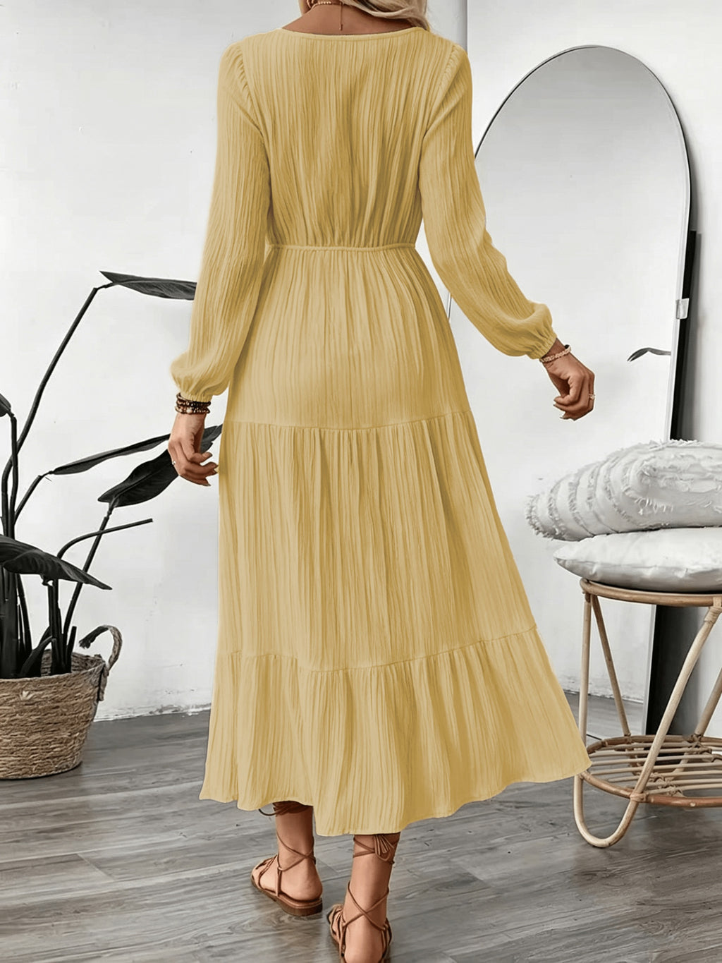 Women's Vacation Style Dress, Elegant and Fashionable V-Neck Lace Long Sleeve Maxi Dress - Lemon Yellow