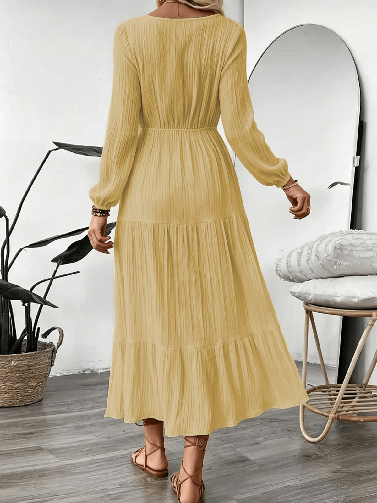 Women's Vacation Style Dress, Elegant and Fashionable V-Neck Lace Long Sleeve Maxi Dress - Lemon Yellow