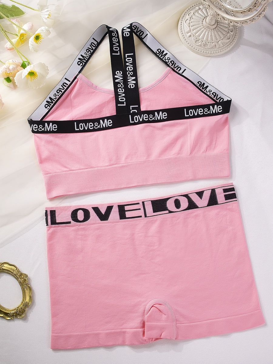 A Plus-Size Women'S Underwear Set Featuring Seamless, Casual Mid-Rise Control Shorts And a Bra with a Solid Color, Designed for Comfort And Breathability, Perfect for a Flattering Fit. - Pink Color