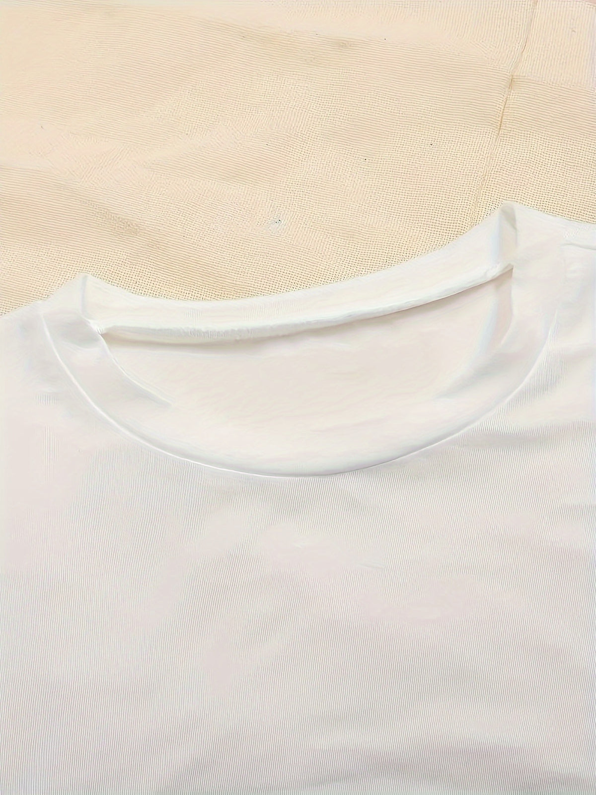 Women'S Fitted Stretch T-Shirt - Casual Basic Top, Comfortable Elastic Fit, All-Season Casual And Formal Wear - Machine Washable. Essential Daily T-Shirt, Versatile Clothing, Fashionable Design, Comfortable Wear, Office Attire, Easy Style - White