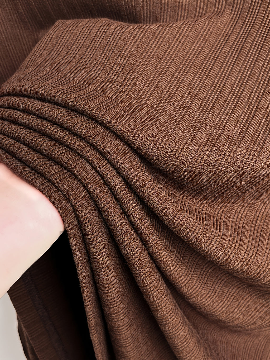 Men'S Vertical Striped V-Neck Knit Shirt, Summer Lapel Men'S Short-Sleeved T-Shirt, Solid Color Striped POLO Shirt, Casual Business Versatile Top, Commuting Men'S Clothing, Temperament Men'S Top - Coffee Brown
