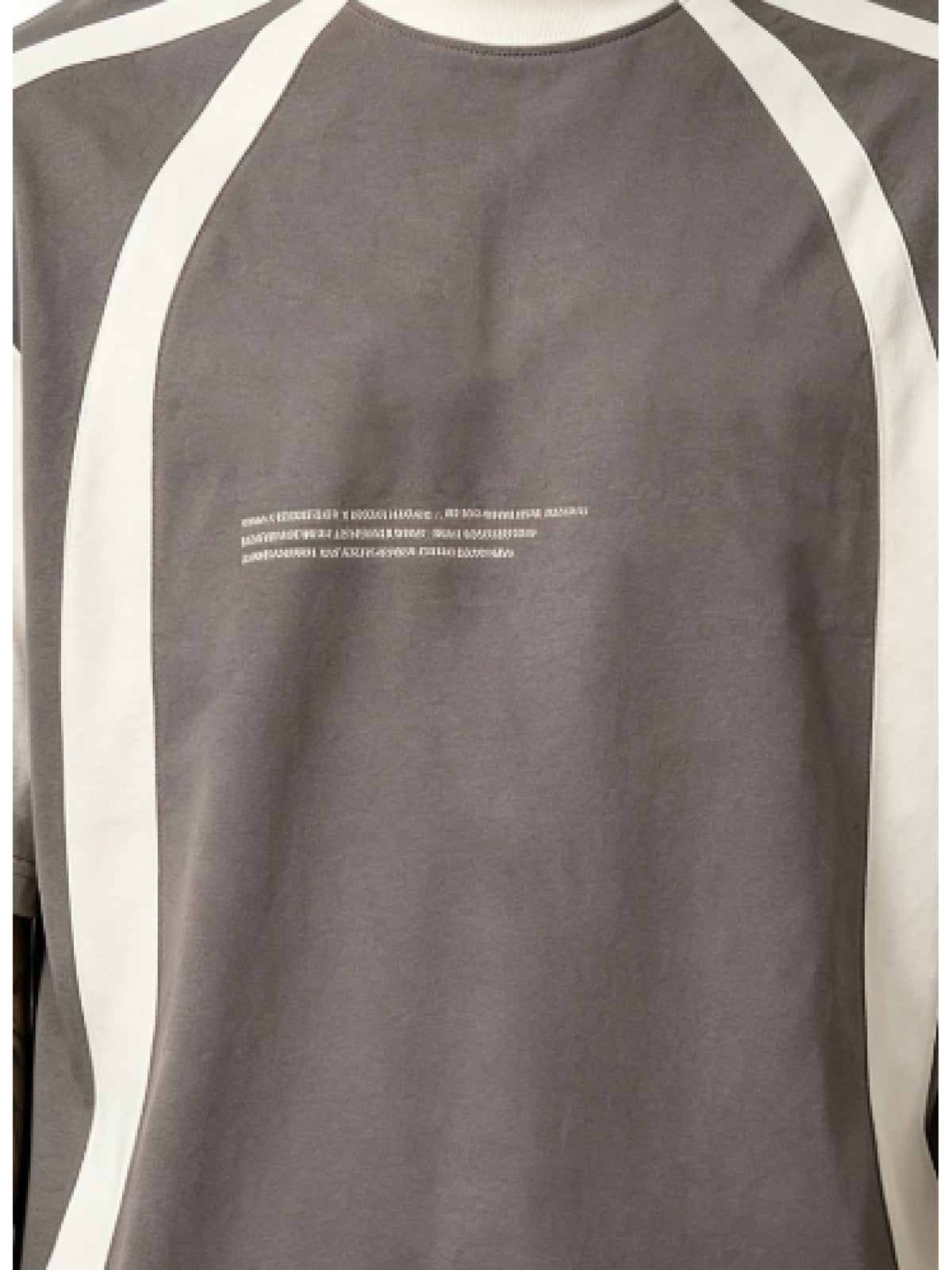 Men's Gray & White Color-Block T-Shirt - Breathable Short Sleeve Round Neck Top with Contrast Line Design | Loose Fit Suitable for American/European Casual Wear, Machine Washable Summer Shirt for Gym, Everyday Outfits & Layering - Mixed colors