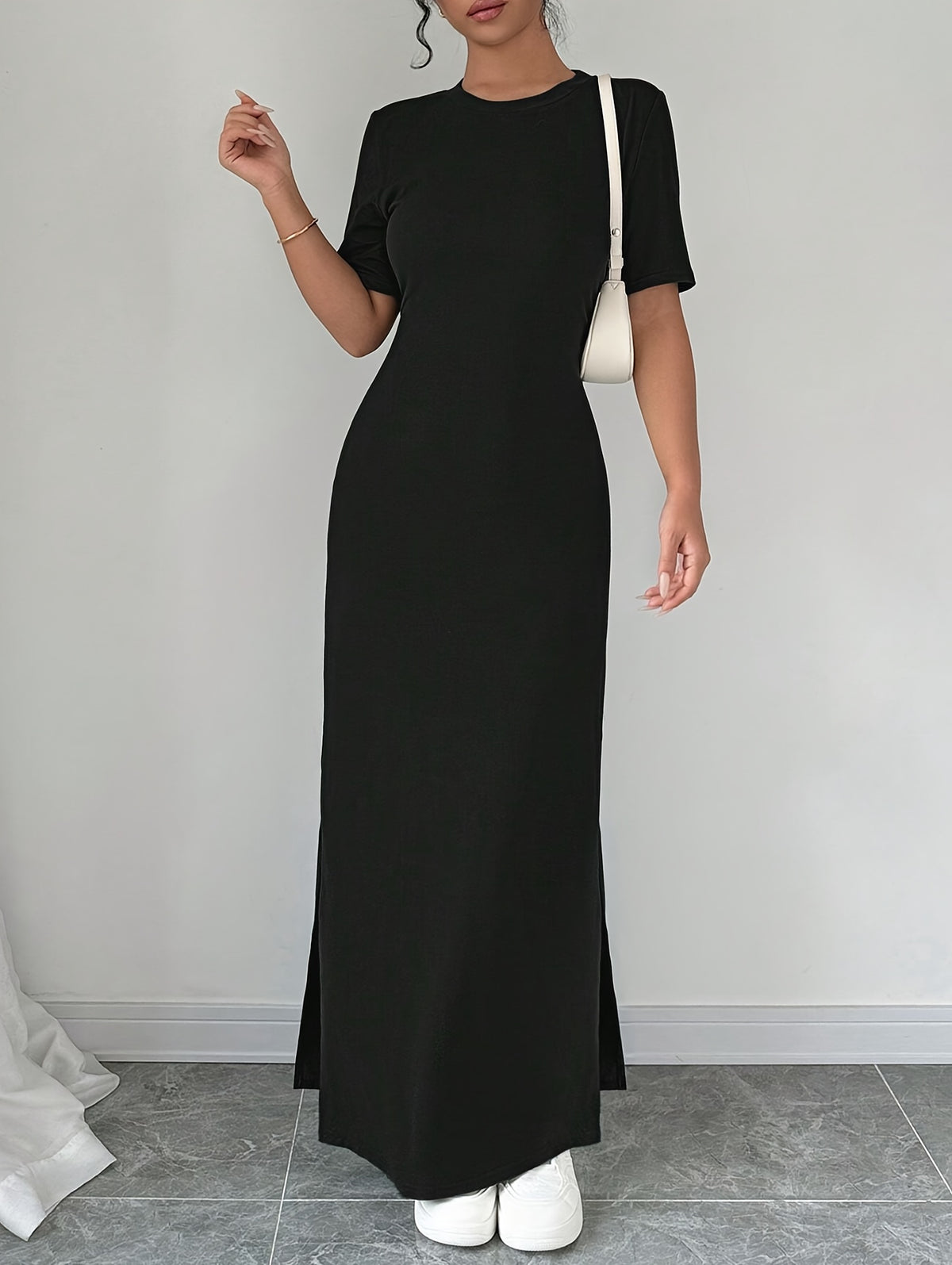 A Tailored, Solid Black Dress for Women, Featuring a Slit Design, Suitable for Everyday Wear in Spring And Summer - Black