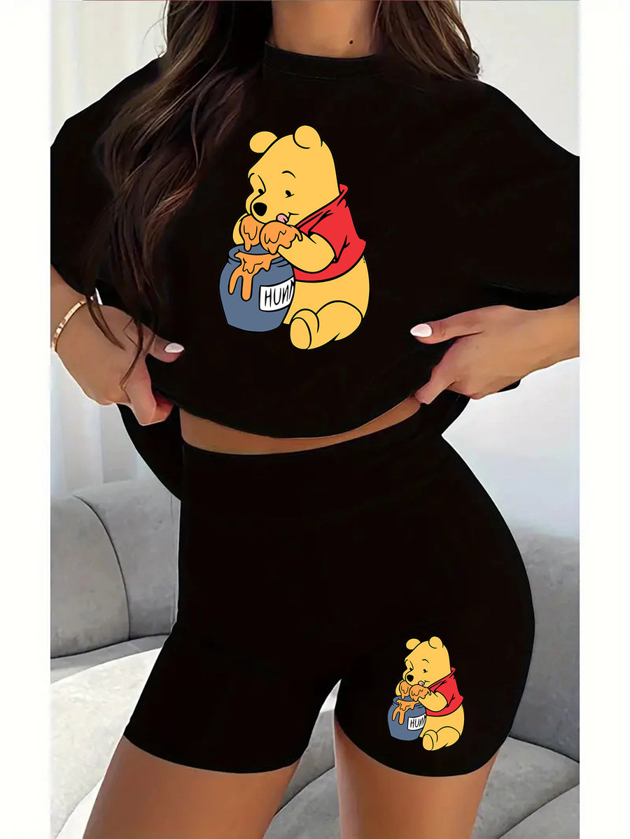 Women'S Disney-Themed T-Shirt Set Featuring a Casual Round Neck And Short Sleeves with a Winnie The Pooh Print, Perfect for Everyday Wear Or As a Gift. Ideal for Daily Outfits, Trendy Casual Wear - Black