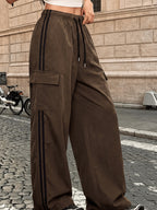 Women's Elastic Drawstring Waist Casual Cargo Wide-leg Pants, Side Vertical Stripe Design, Multiple Pockets, Loose Straight Fit, Casual Street Style, All-season Pants - Coffee Color