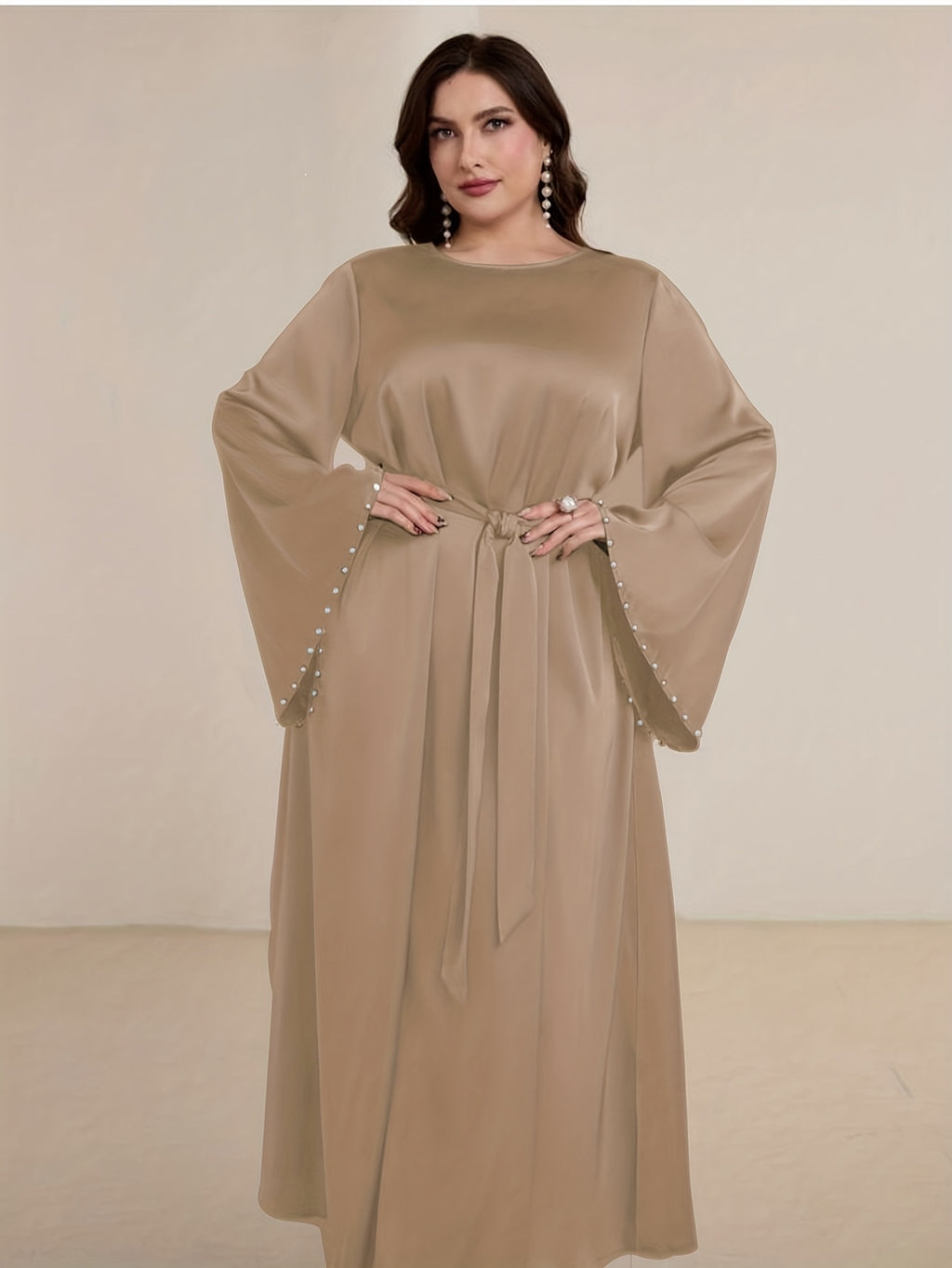 1pc Slim-fit Stretch Abaya Sleeve Front Zipper A-line AbayaElegant Flowing Muslim Robe Convenient Daily Islamic Women's WearStretch Sleeve Front Zipper AbayaSuitable for Daily Commuting, Gatherings with Family Friends, and Islamic Festive Occasions - Khaki