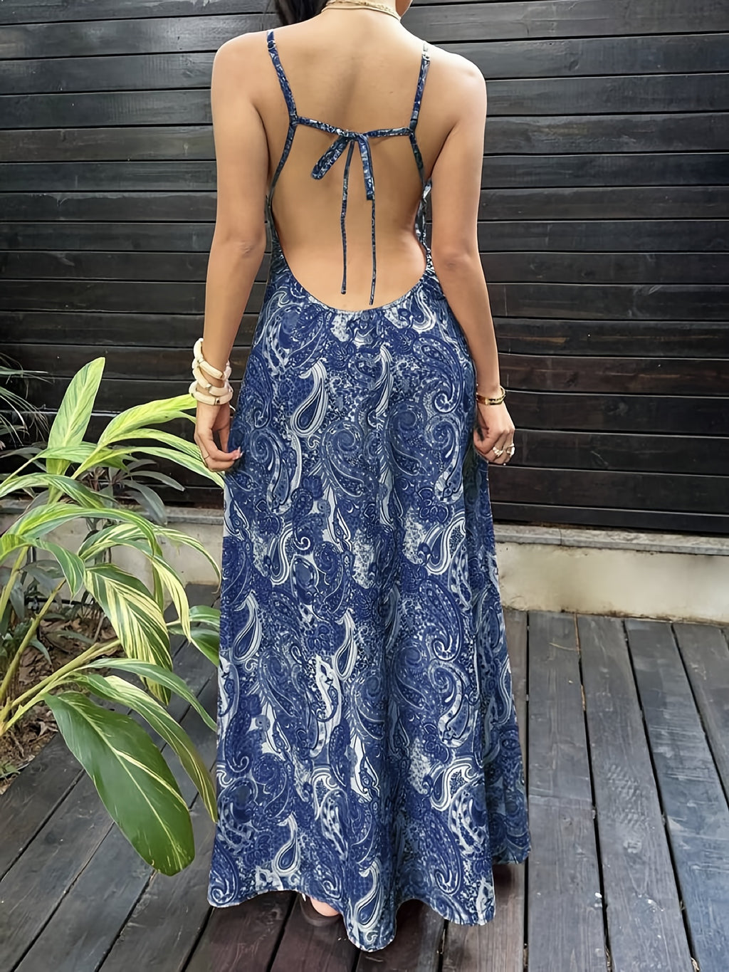 Women'S Elegant Pink Floral Suspender Deep V-Neck Open Back Tie Waist Dress Suitable for Dating Parties Gatherings Beach Vacations - Navy Color
