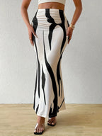 Women's Printed Pleated Skirt - Black