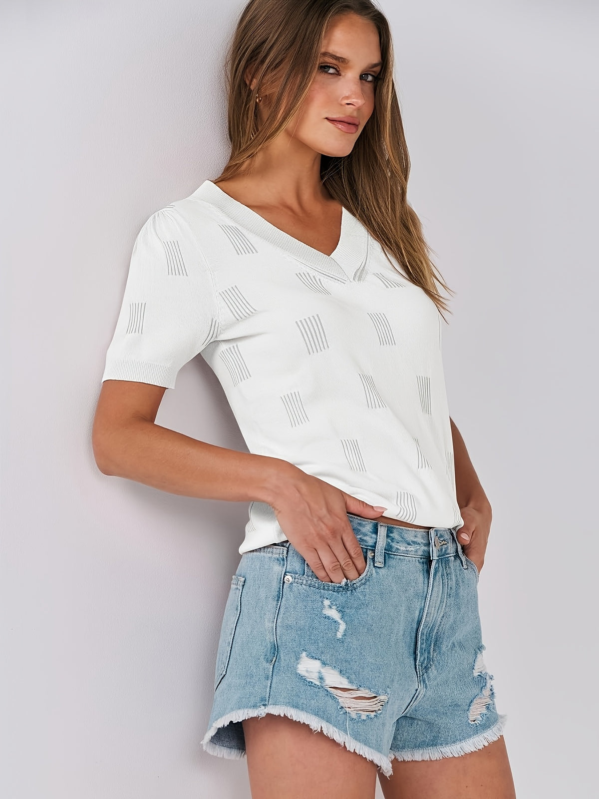 Women'S Summer Short-Sleeve Sweater, a Lightweight Round-Neck Top Suitable for Formal Occasions, a Stylish And Casual Trendy Piece That Effortlessly Creates a Chic Look - White