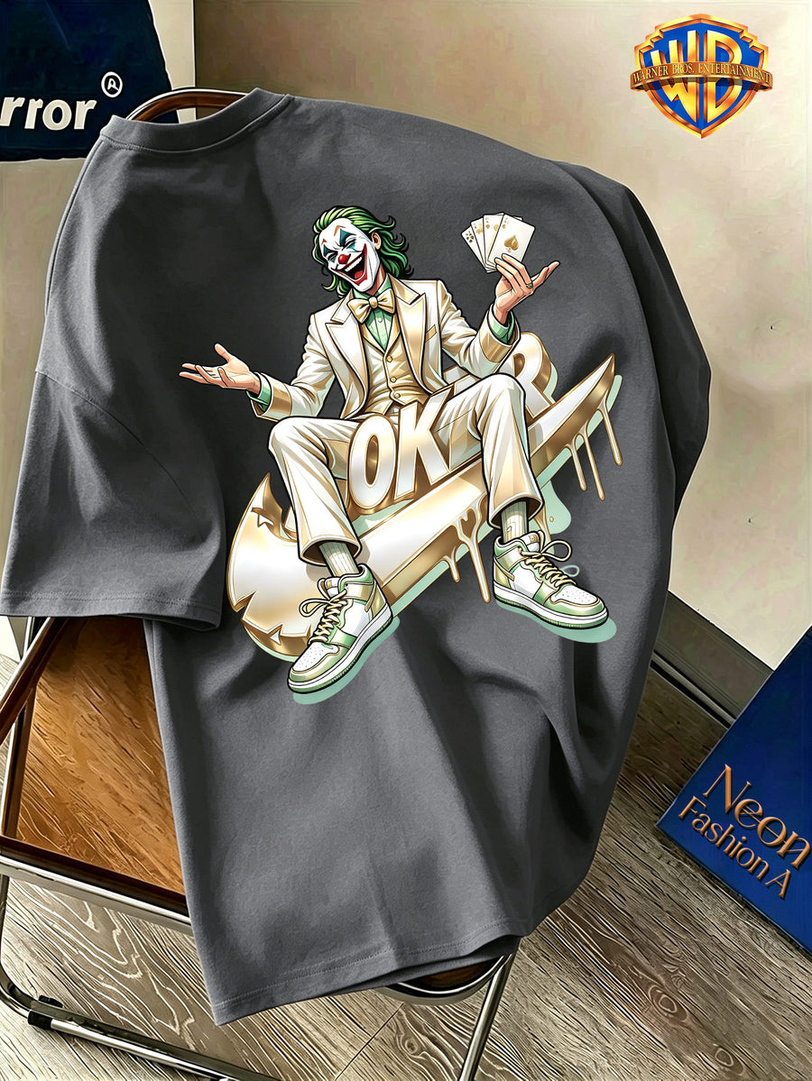 Warner Bros. Official Men's Short-Sleeve Pure T-Shirt, Authentic DC Elegant JOKER Character Badge Graphic, Double-Sided Light Luxury Decorative Print Design, American Vintage Streetwear Style, Spring/Summer Top, Regular Fit, Suitable for Outdoor - Dark Gray