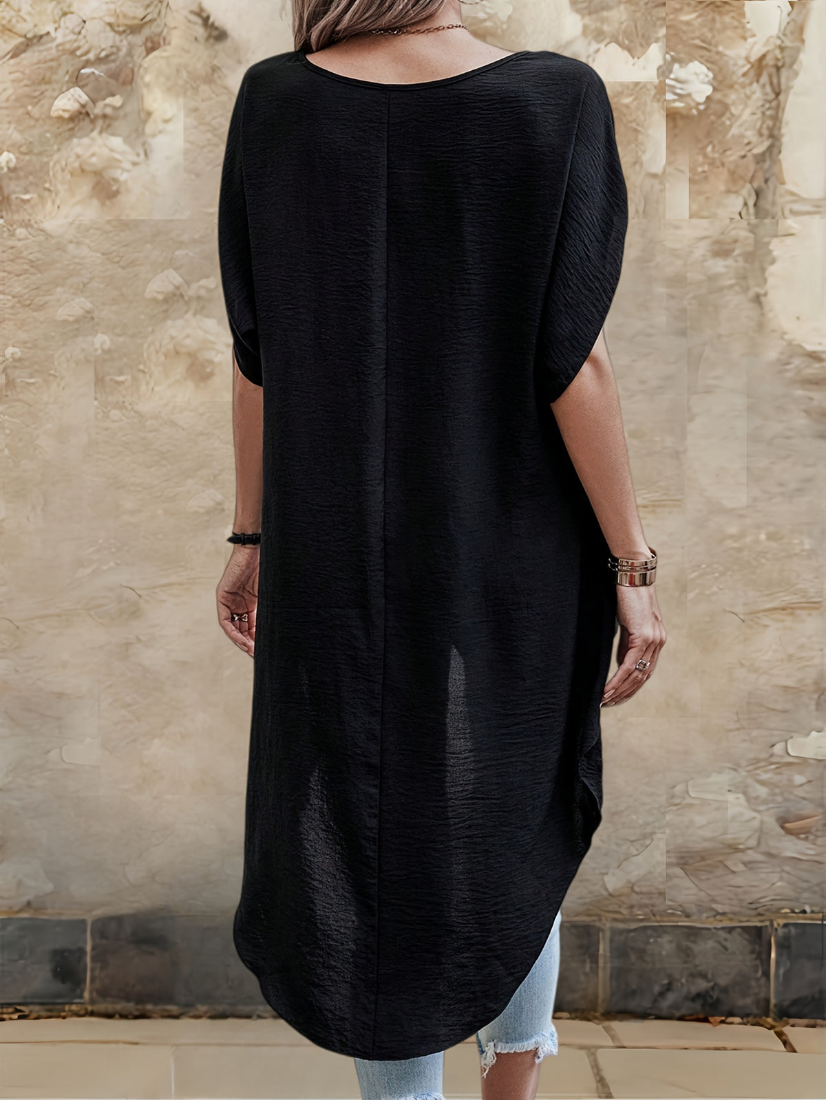 V-Neck Asymmetrical Long Top, Batwing Short Sleeve Loose Curved Hem Front Short Back Long Shirt, Textured Pleated Fabric, Casual Commute Leisure, Beach Vacation Blouse - Black