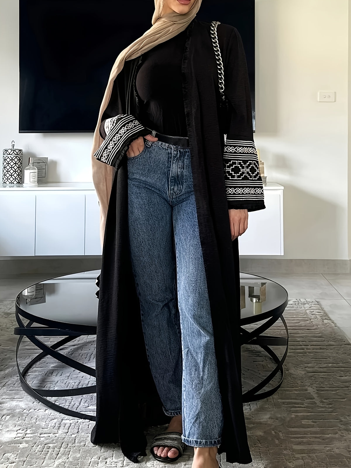 Black Long Cardigan for Women with Ethnic-Style Embroidered Cuffs, Perfect for a Casual And Relaxed Look, Suitable for Commuting, Shopping, Or Vacationing. Ideal for Eid Al-Fitr, Eid Al-Adha, Ramadan, And Other Festive Occasions - Black