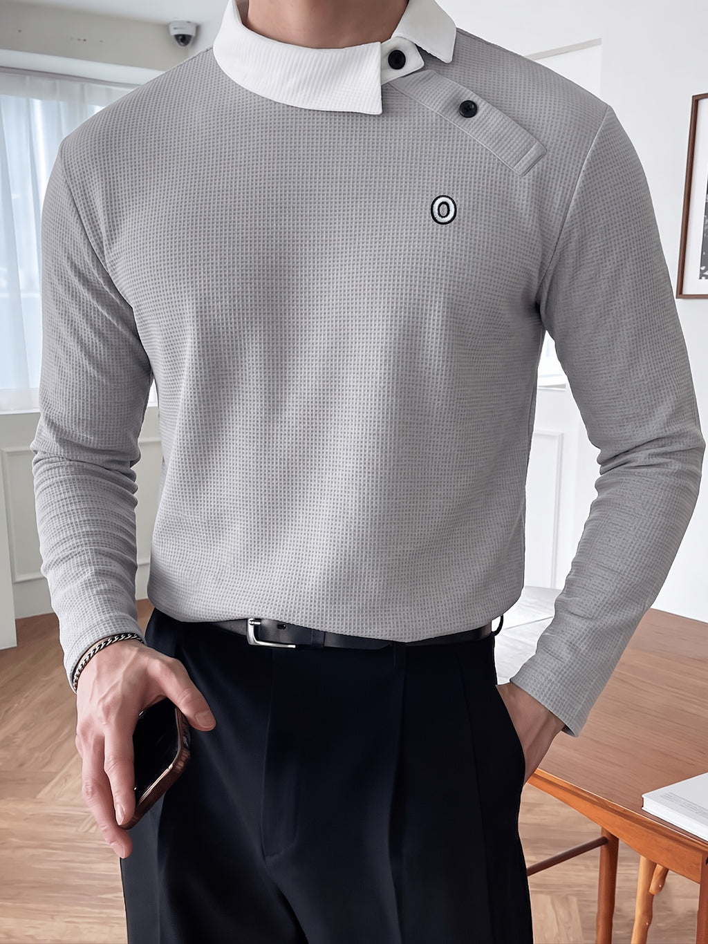 Men's Spring/Autumn Long Sleeve Thin Sweatshirt, Waffle Knit Color Block Slant Collar Long Sleeve Polo Shirt with Small Logo Embroidery, Casual Commuter Top - Light Grey