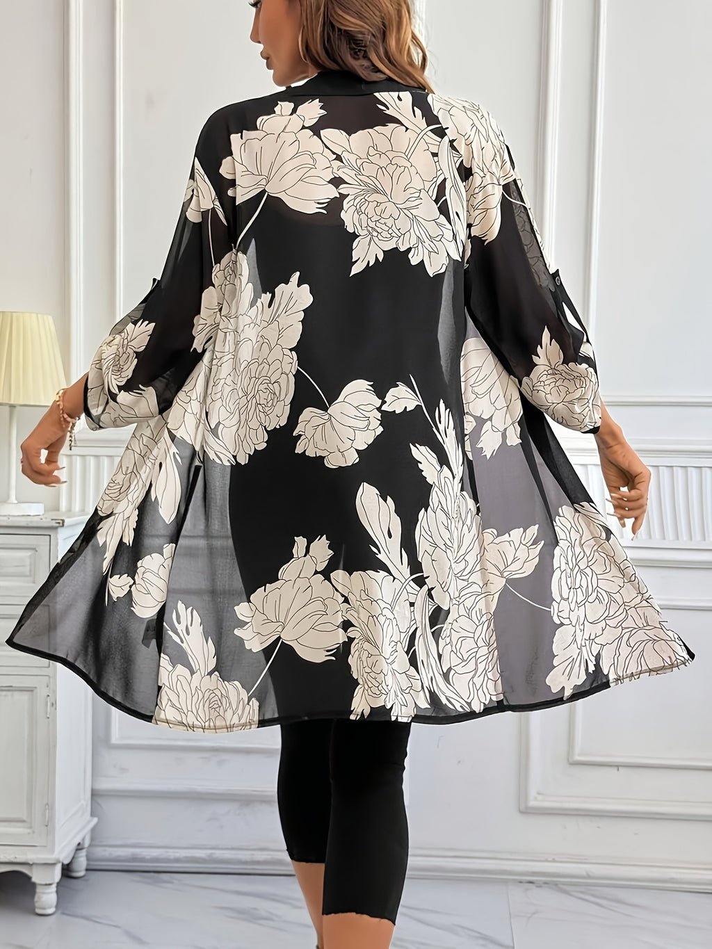 Women's New Spring/Summer Floral Print Roll-Up Sleeve Loose Fit Mid-Length Shirt with Front Buttons, a Stylish and Elegant Everyday Black Floral Print Commuter Versatile Casual Top, Suitable for Travel, Vacation, Office, and Daily Wear - Black