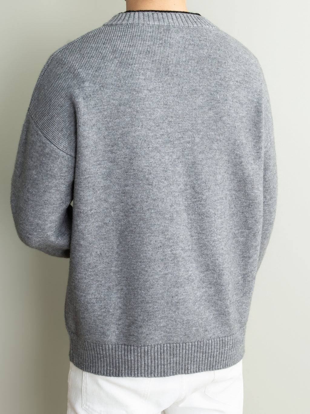 2026 Spring/Autumn New Men's Textured Round Neck Knit Cardigan, Middle-Aged Business Casual Single-Breasted Sweater Jacket, Versatile Style for Daily Commute / Weekend Outings - Grey