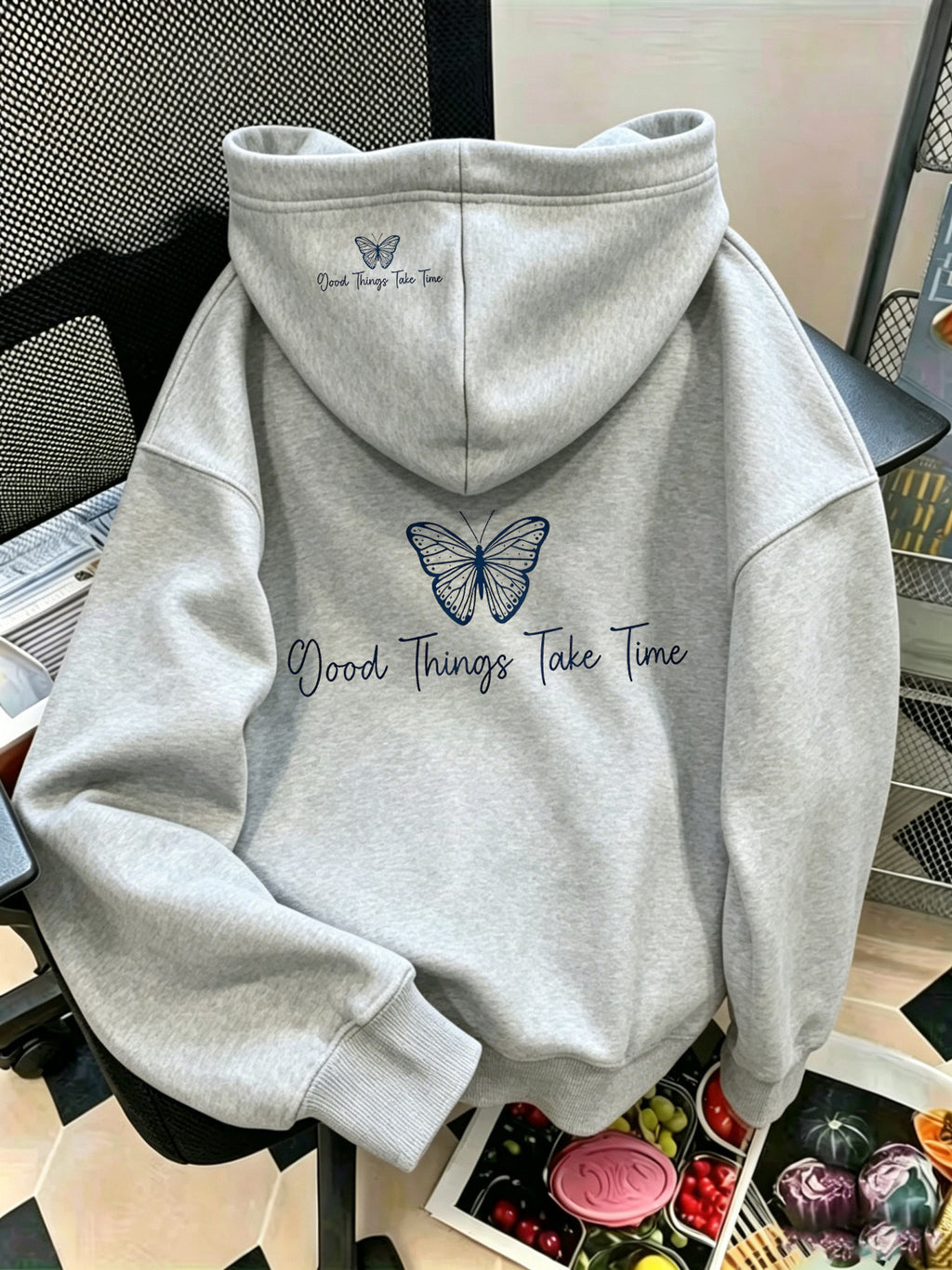 Women's Oversized Hoodie, Line Art Butterfly & 'Good Things Take Time' Inspirational Quote Print, Gentle Style Long Sleeve Casual Hooded Sweatshirt with Kangaroo Pocket, Daily S Versatile Elegant Ladies Outfits, Sizes S-XXL - Light Grey