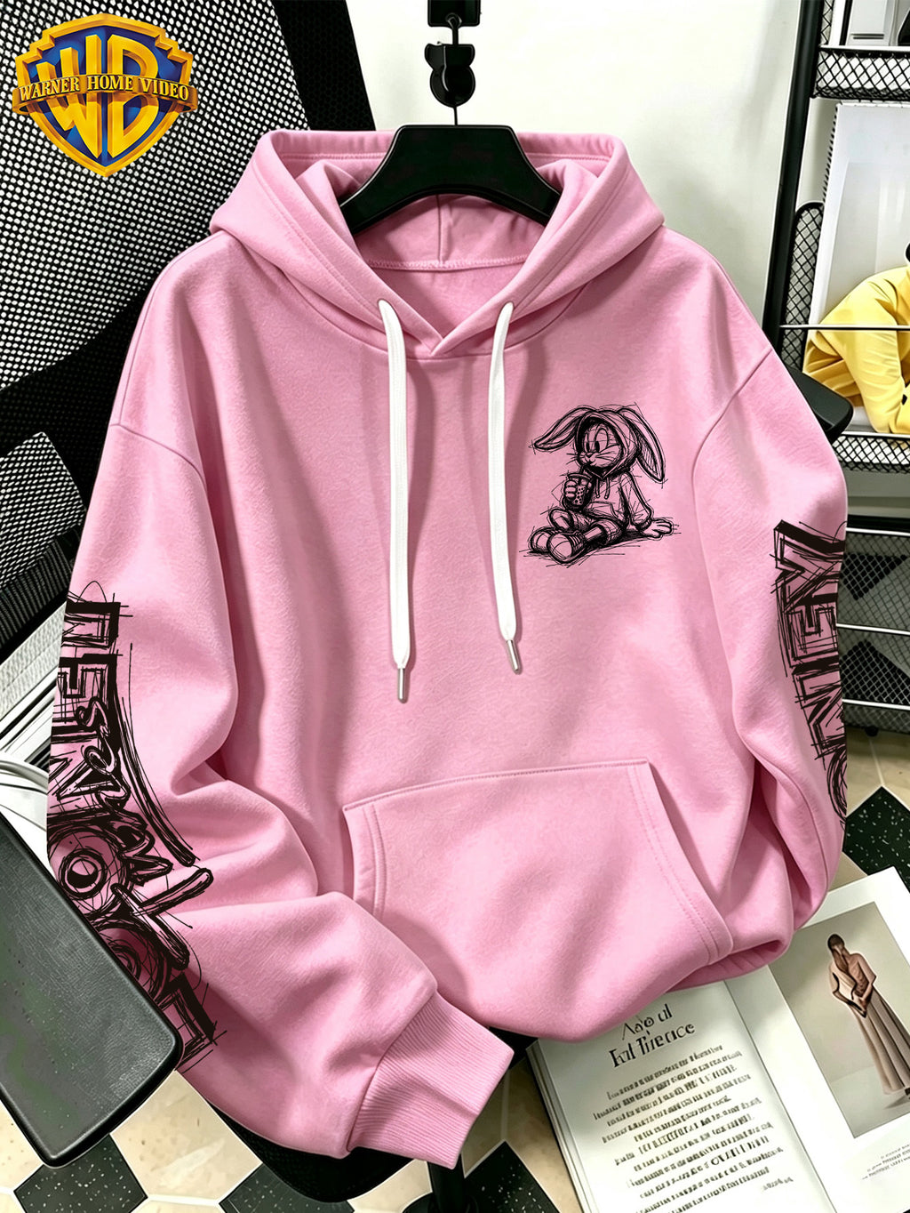 [Warner Bros] Licensed Men'S New Trendy Hoodie Sitting Drinking Milk Tea Rabbit Pattern Print Casual Hoodie, Daily Drawstring Loose Pullover Top, Machine Washable All-Match Sports Casual Men'S Top - Pink Color