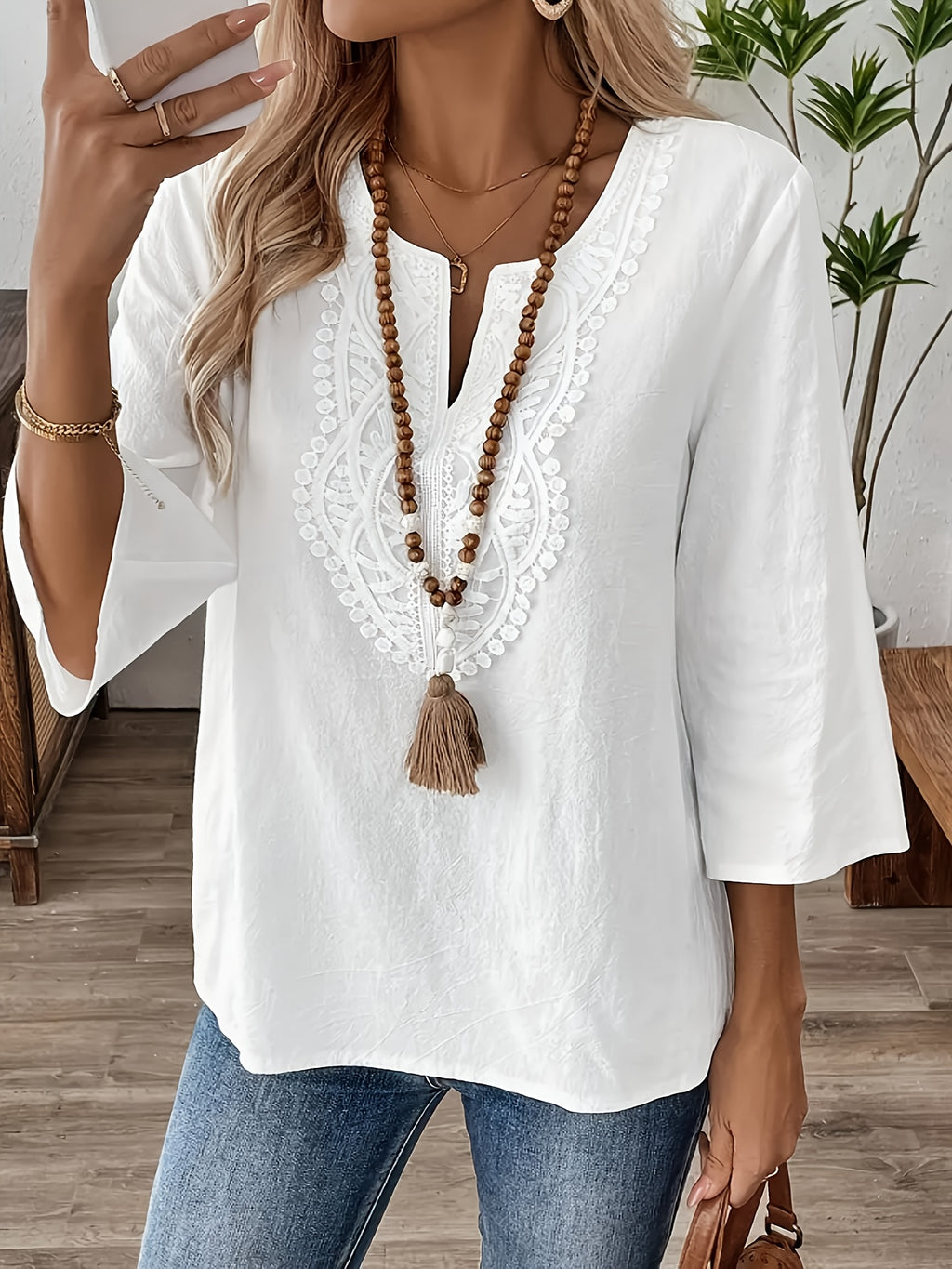 New Women'S V-Neck Lace Trim Blouse, Half-Sleeve Comfortable And Casual Vintage Clothing - White